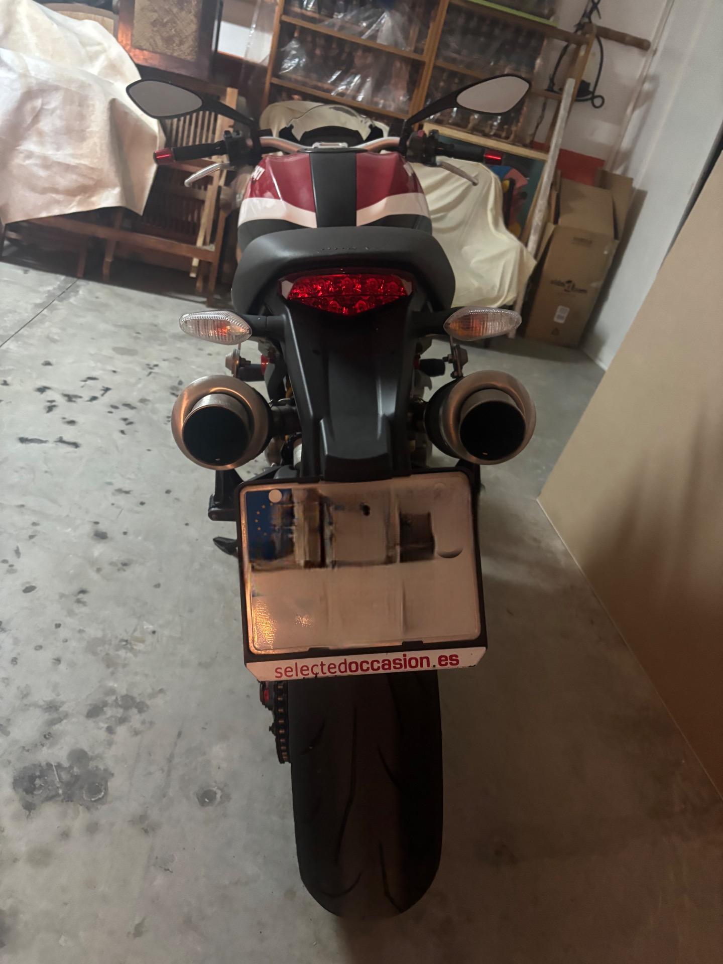 Foto 5 de Ducati monster 796 ( limitada al A2 )