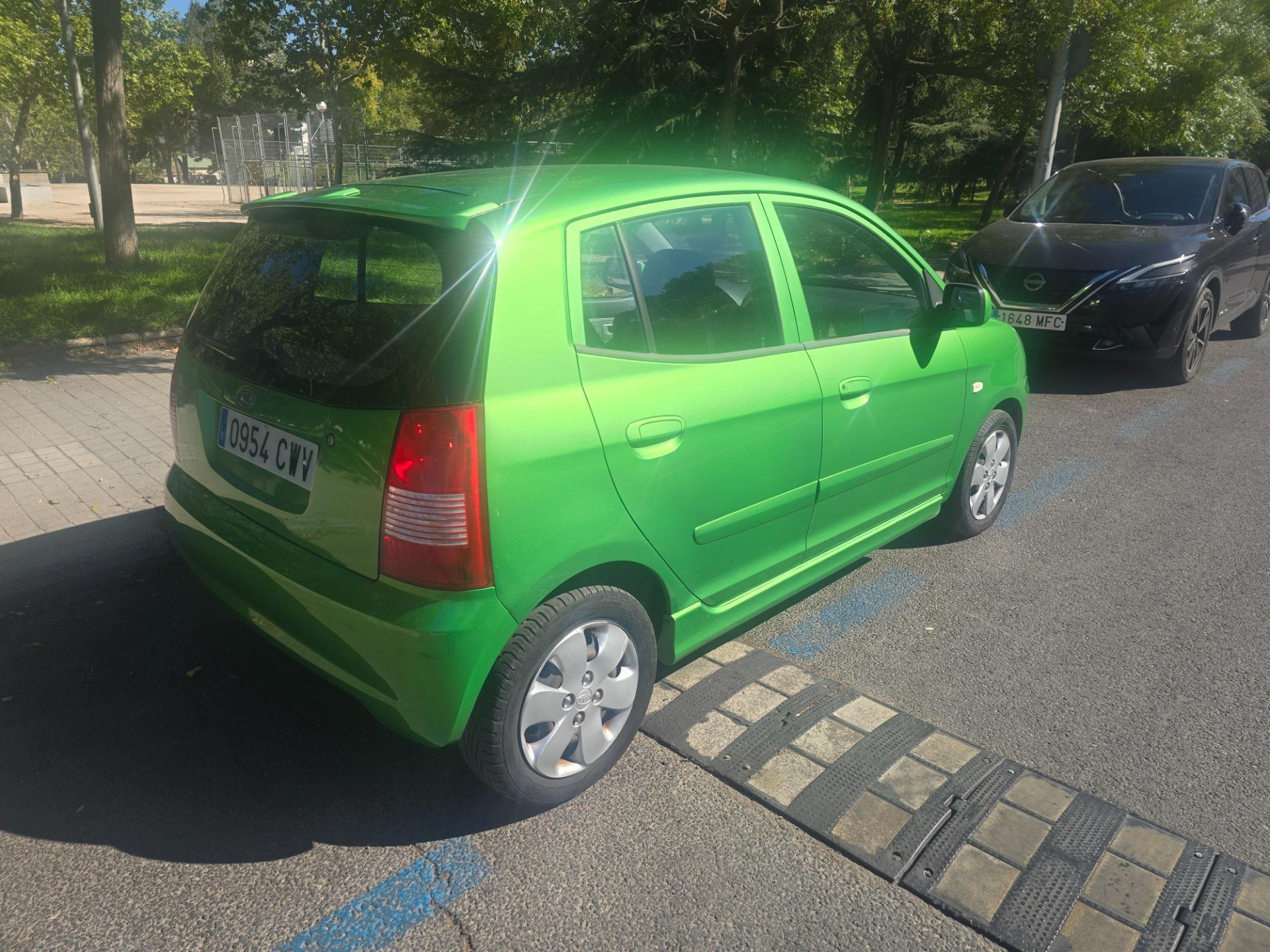 Foto 3 de Kia picanto 1.1 gasoliba