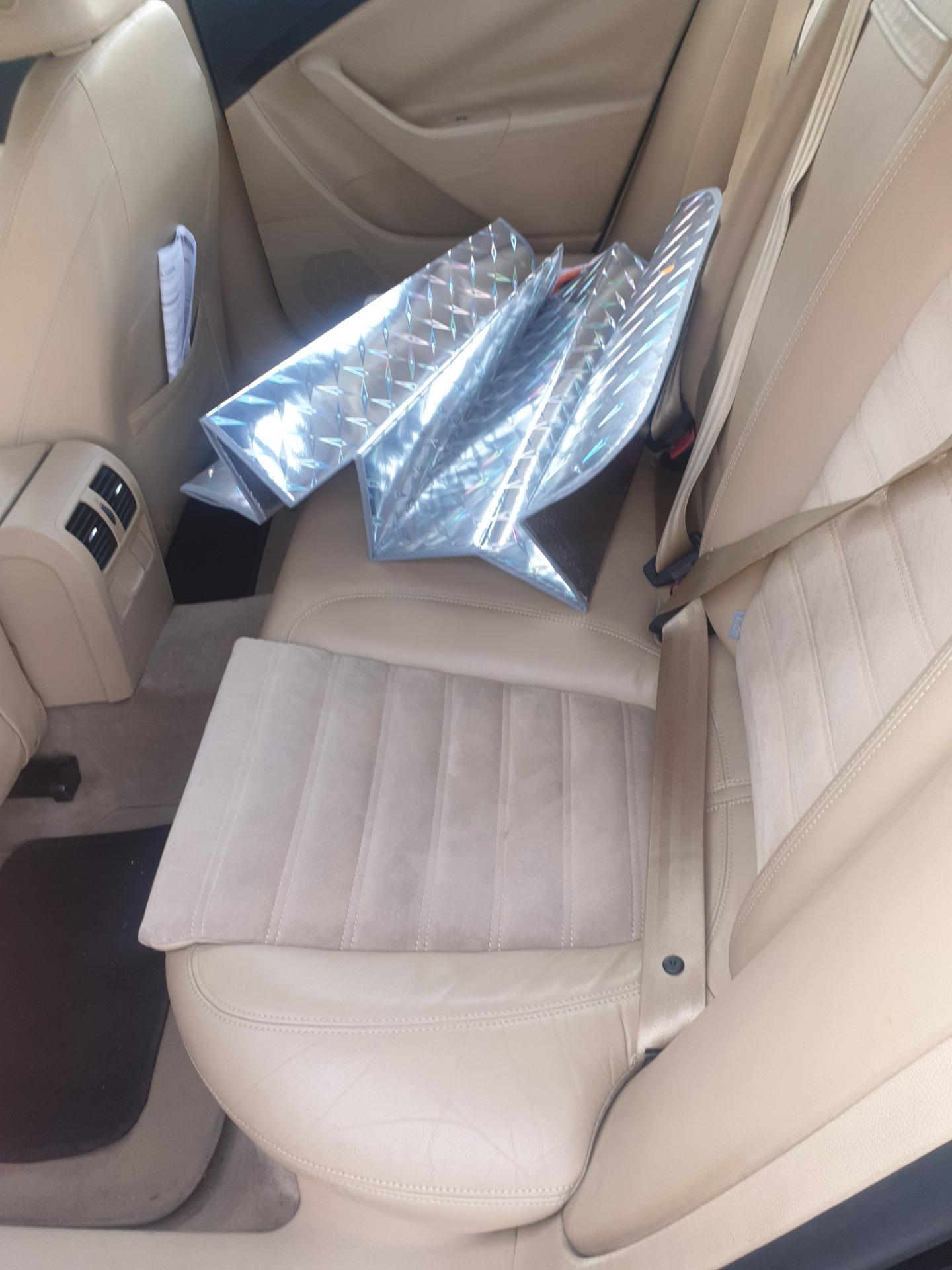 Foto 4 de Por coche más pequeño 