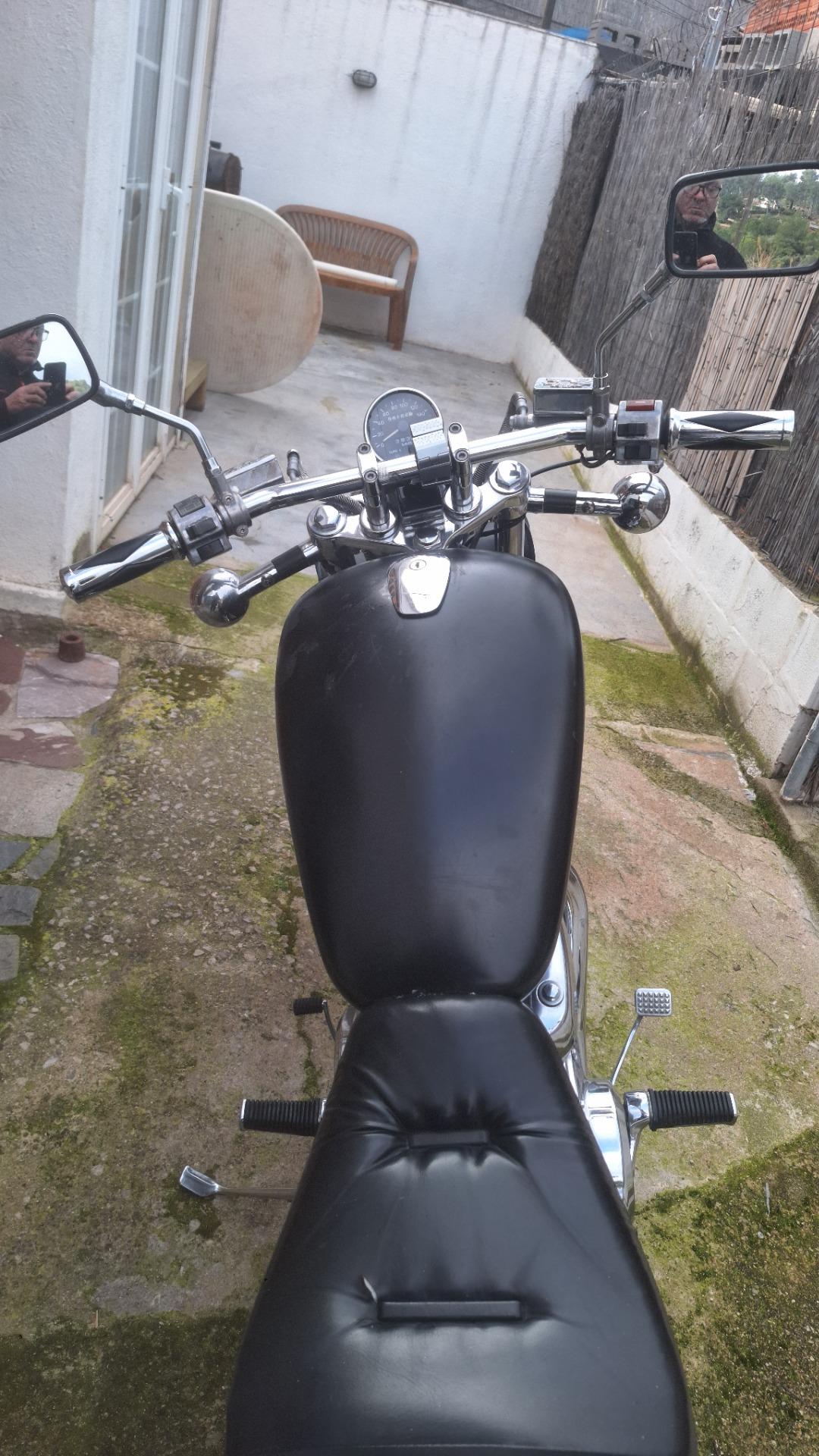 Foto 5 de Moto Suzuki Intruder 800 