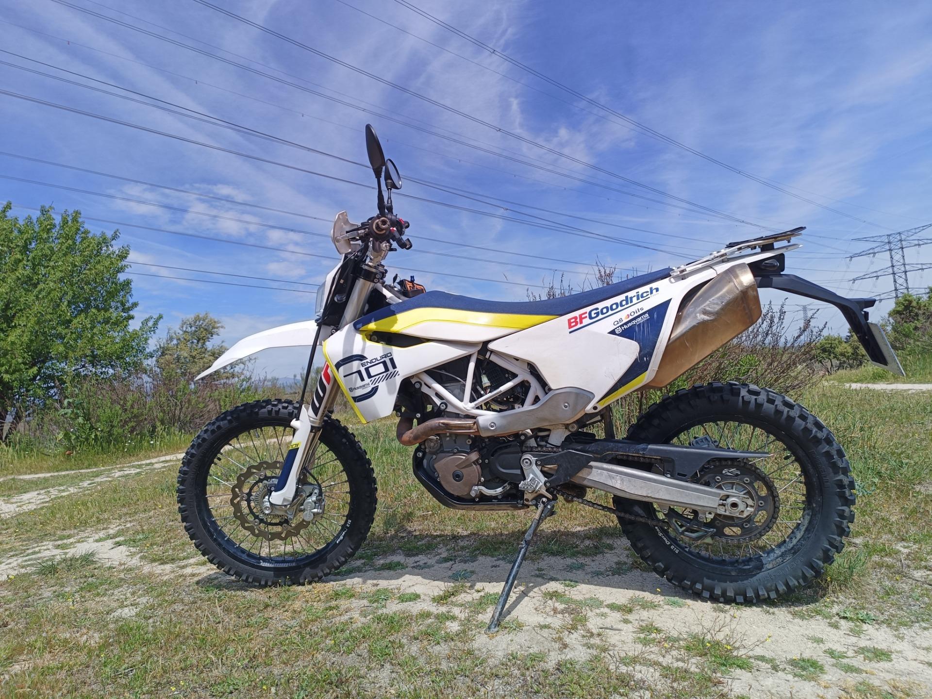 Foto 2 de Husqvarna 701 Enduro