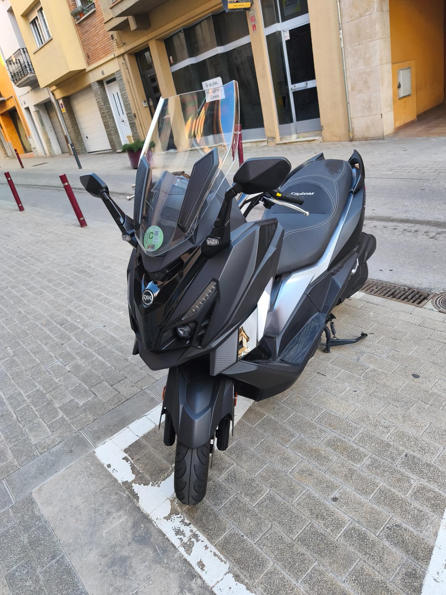 Foto 2 de Cambio por un coche pequeño.