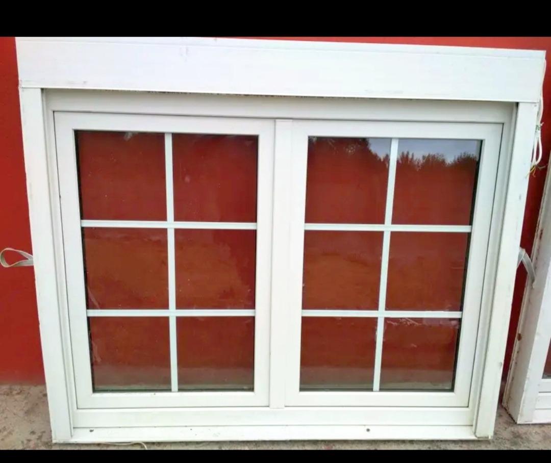Foto 4 de Ventanas de pvc con climalit y persianas eléctricas 