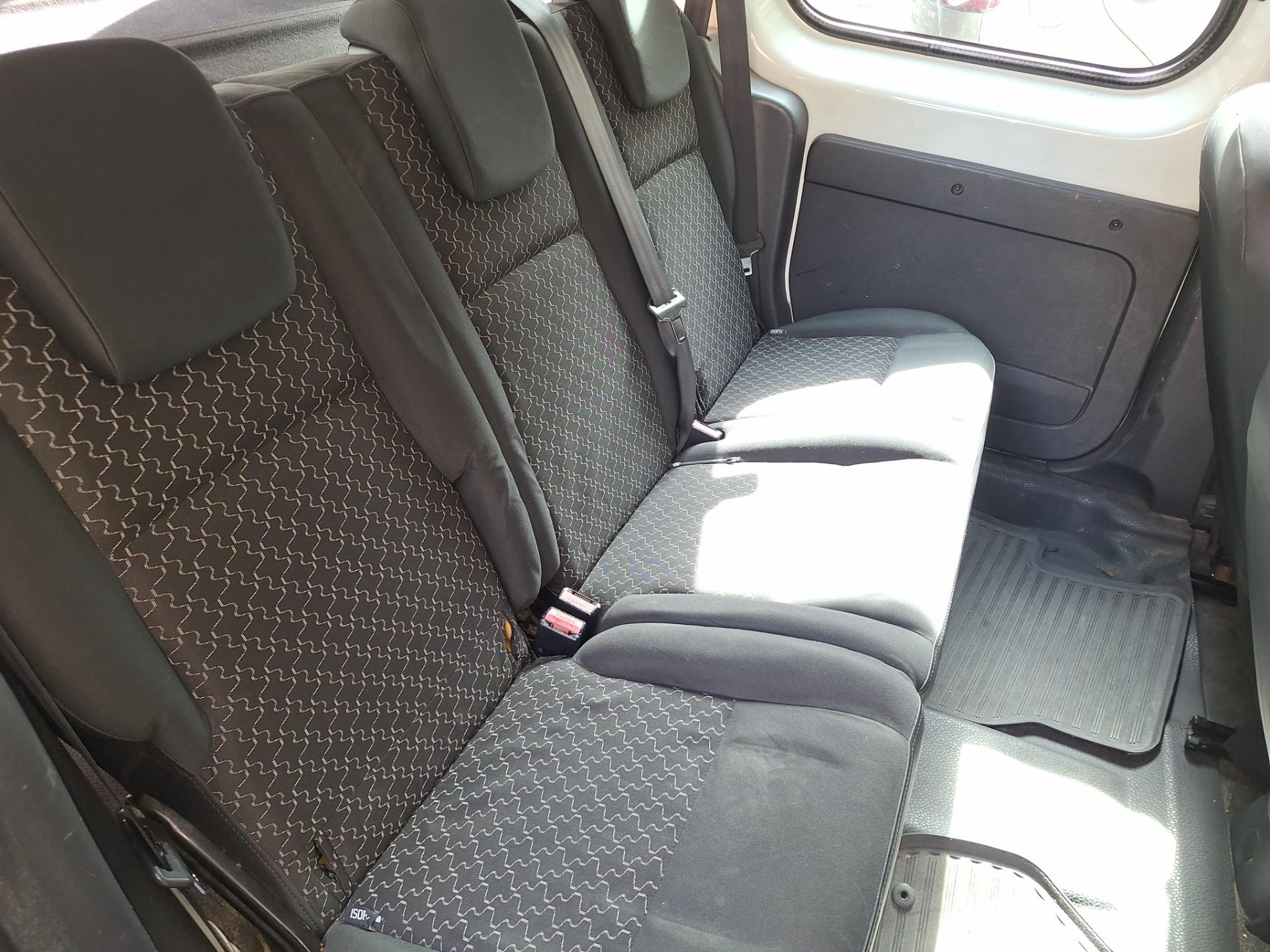 Foto 6 de Renault 1.5 dci combi x clasico