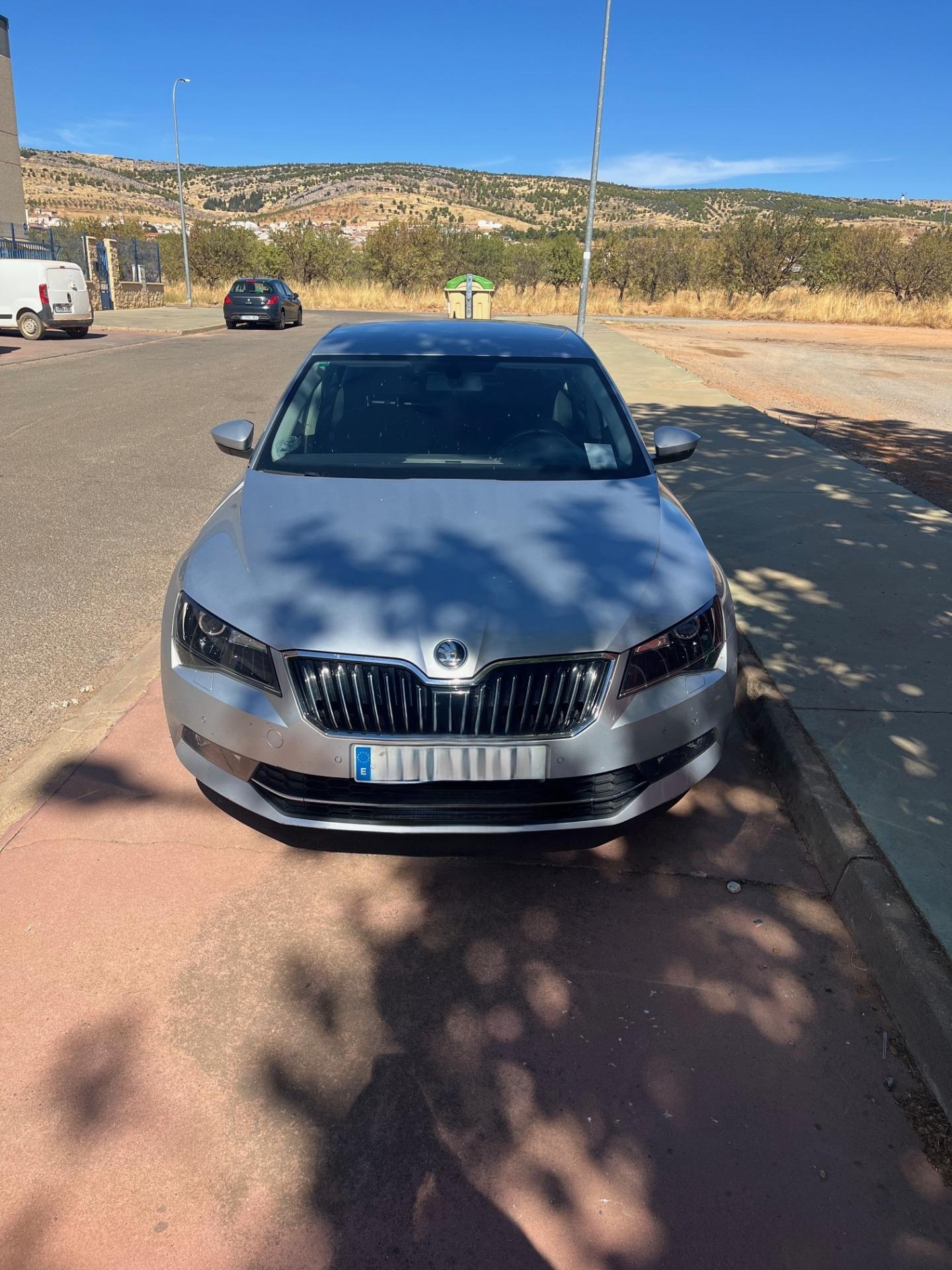 Foto de SKODA SUPERB