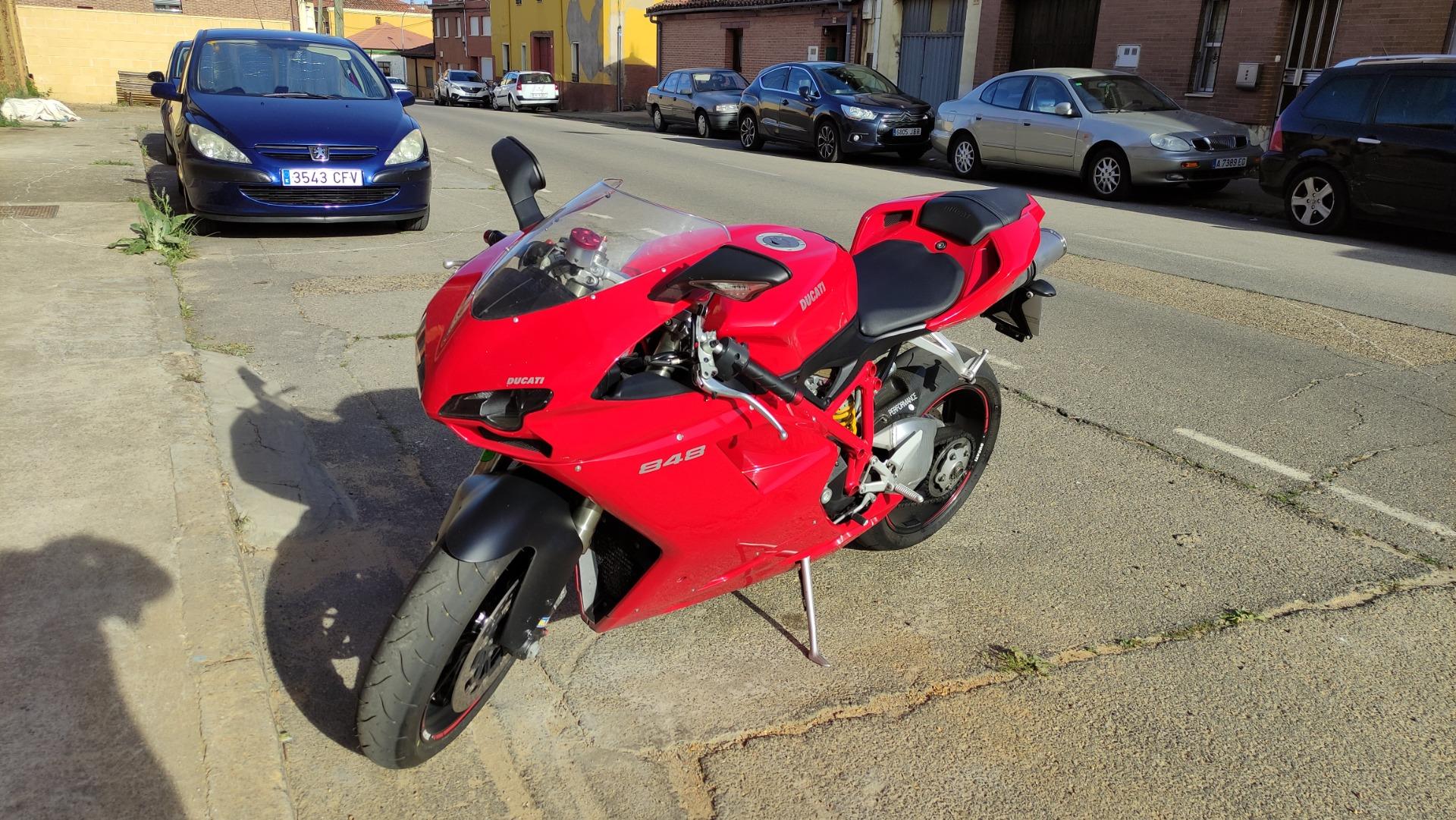 Foto 1 de Ducati 848 Superbike