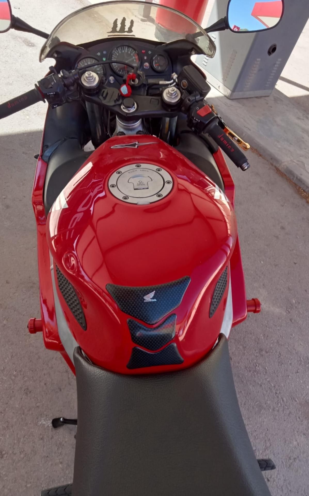 Foto 3 de Honda CBR 600 F4 – 1.700€ 