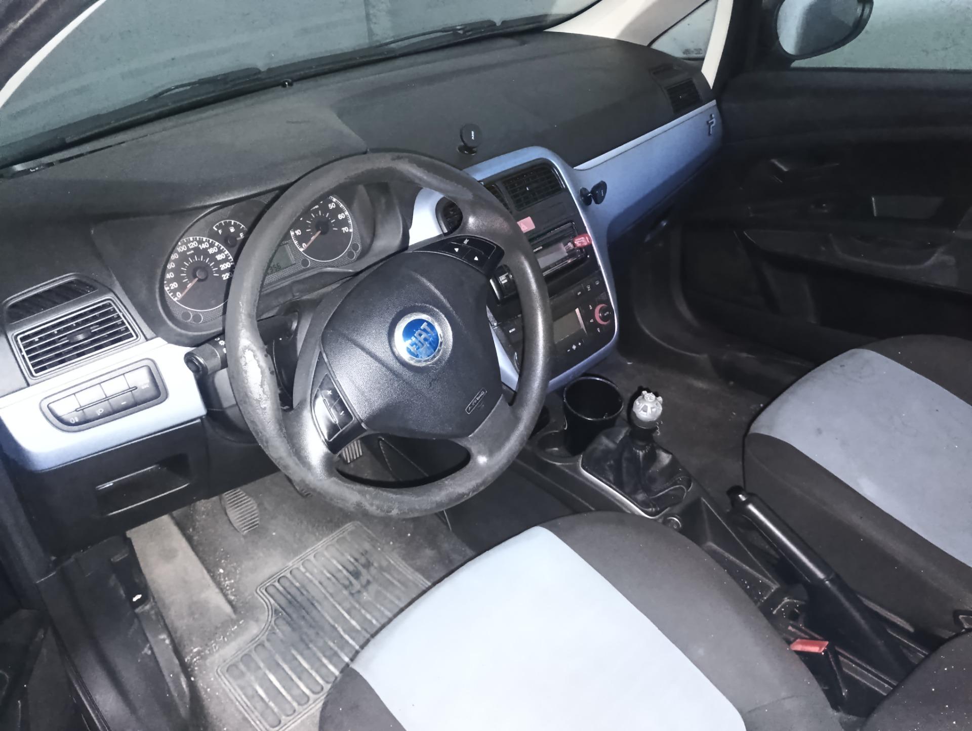 Foto 3 de Fiat punto 2005