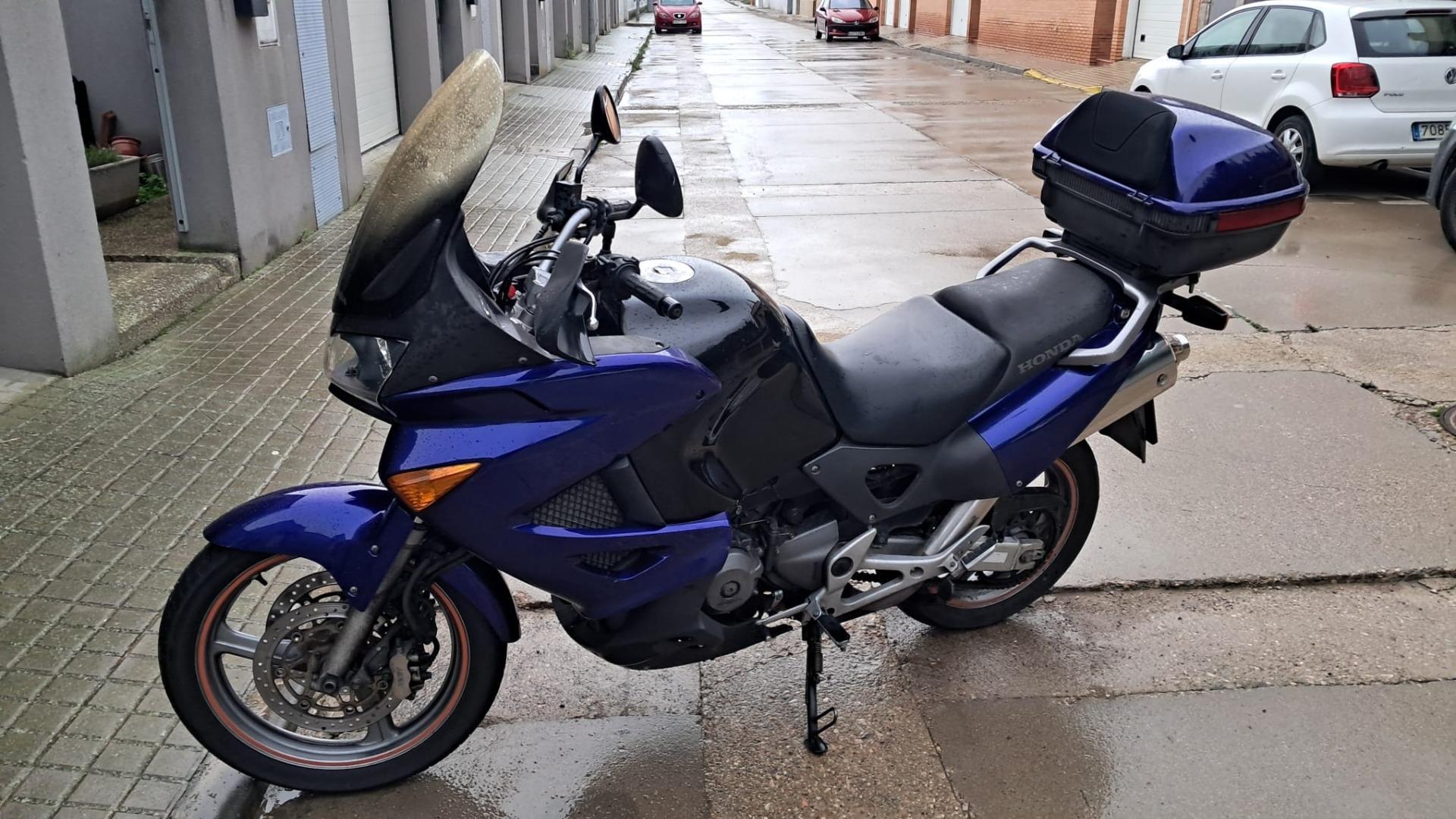 Foto 2 de Honda Varadero 1000 Inyección