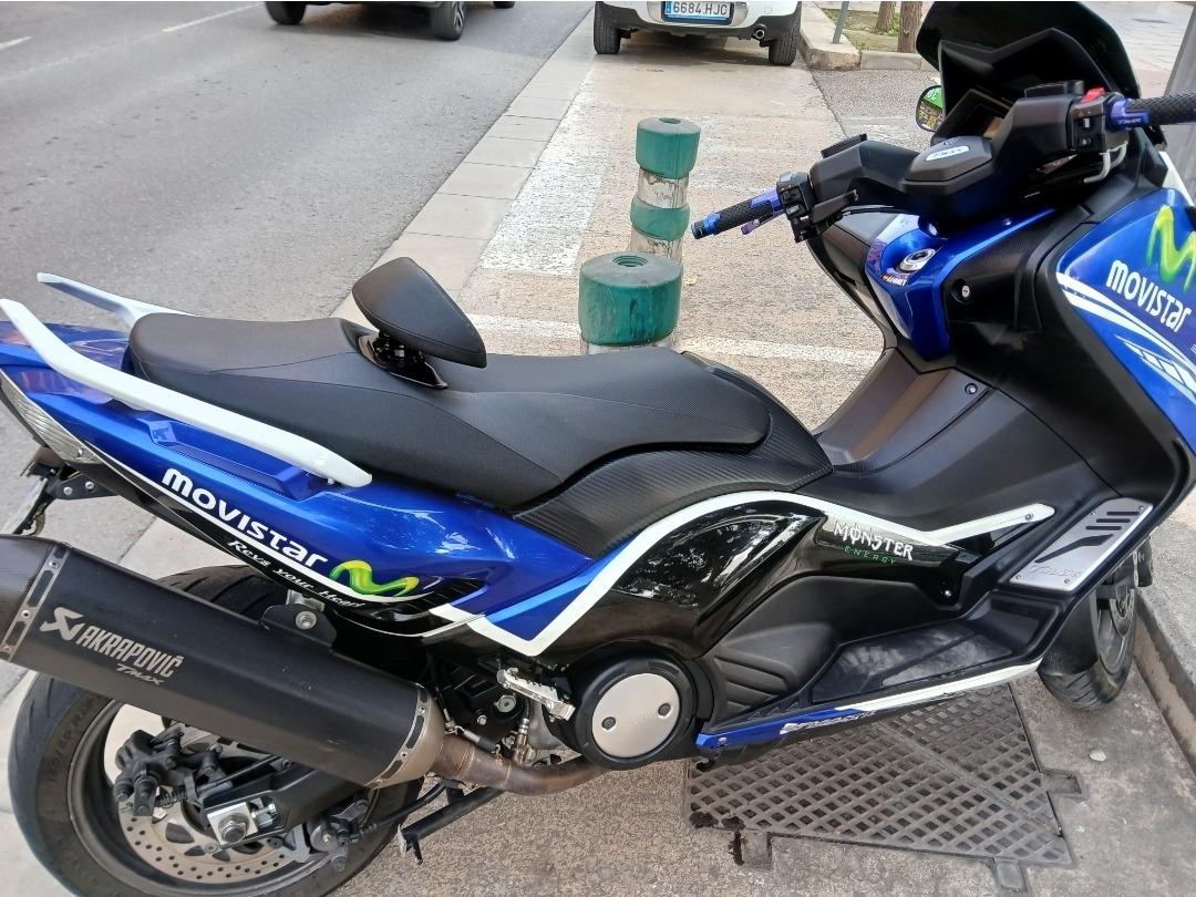 Foto 3 de Cambio moto yamaha t max 530 por un coche 