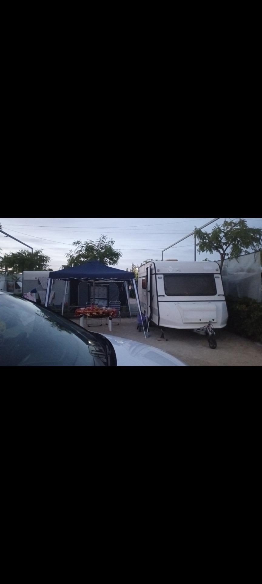 Foto de Caravana 750k