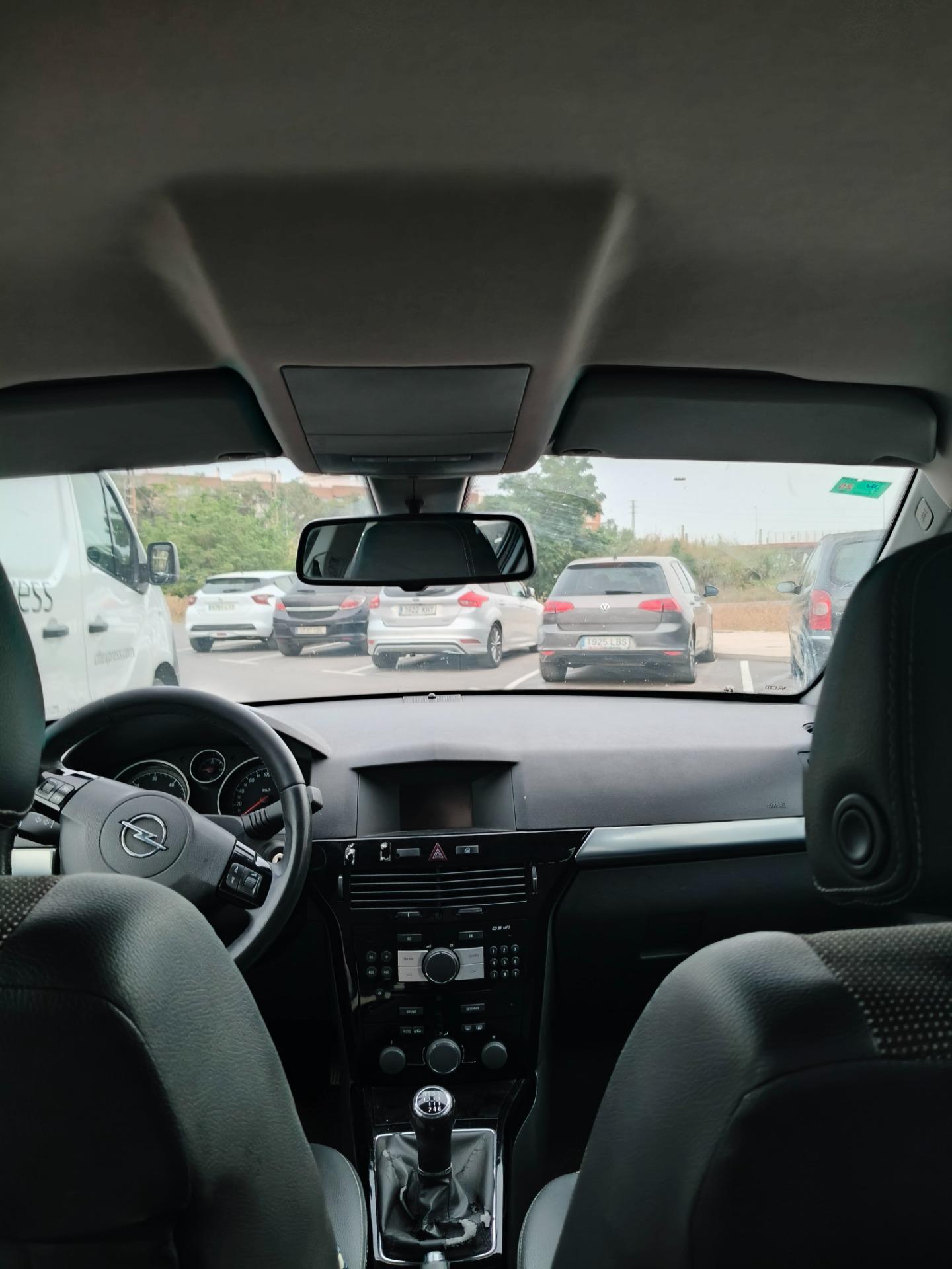 Foto 2 de Opel Astra H 2010 