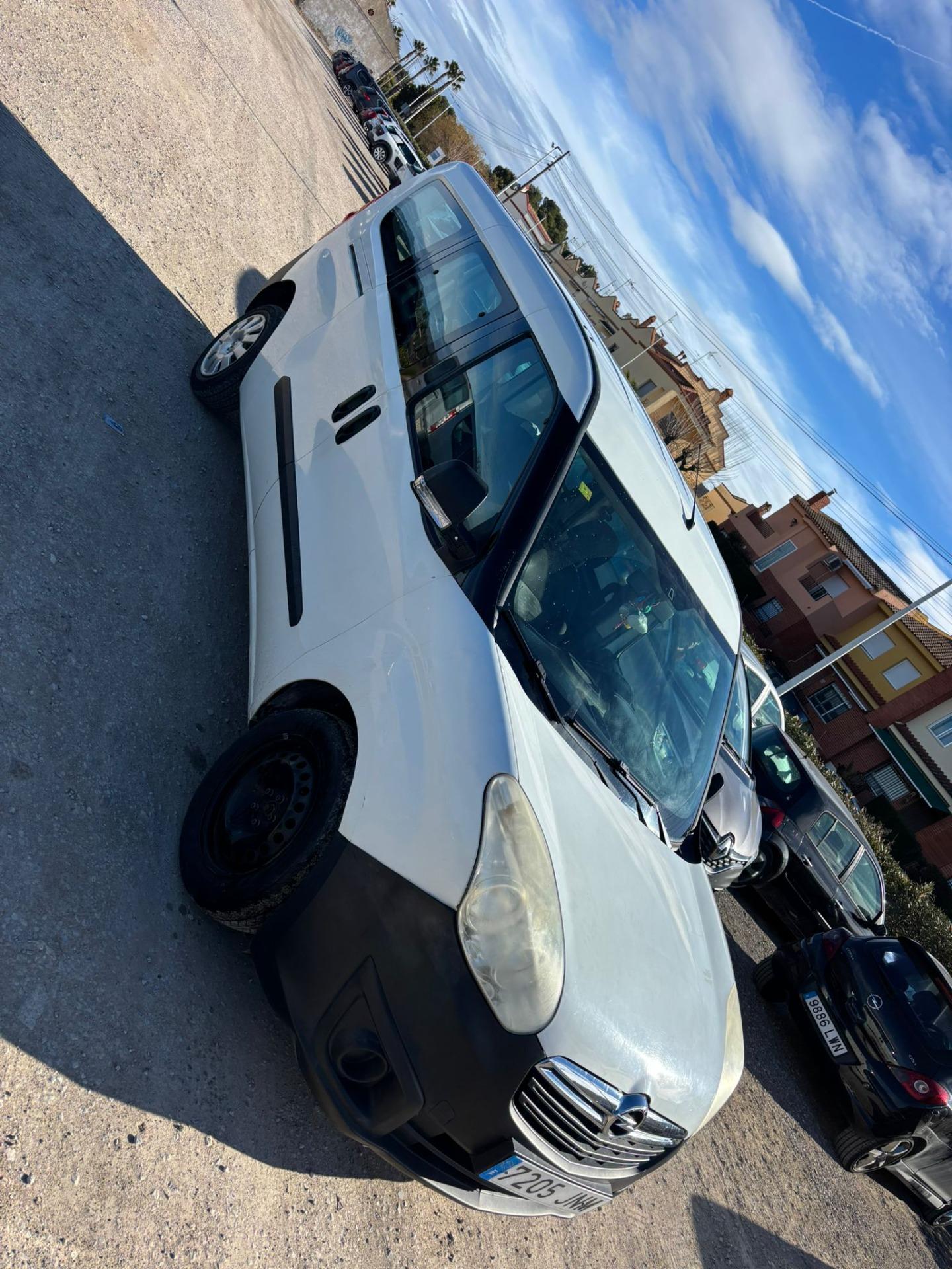 Foto 2 de Opel combo 2016