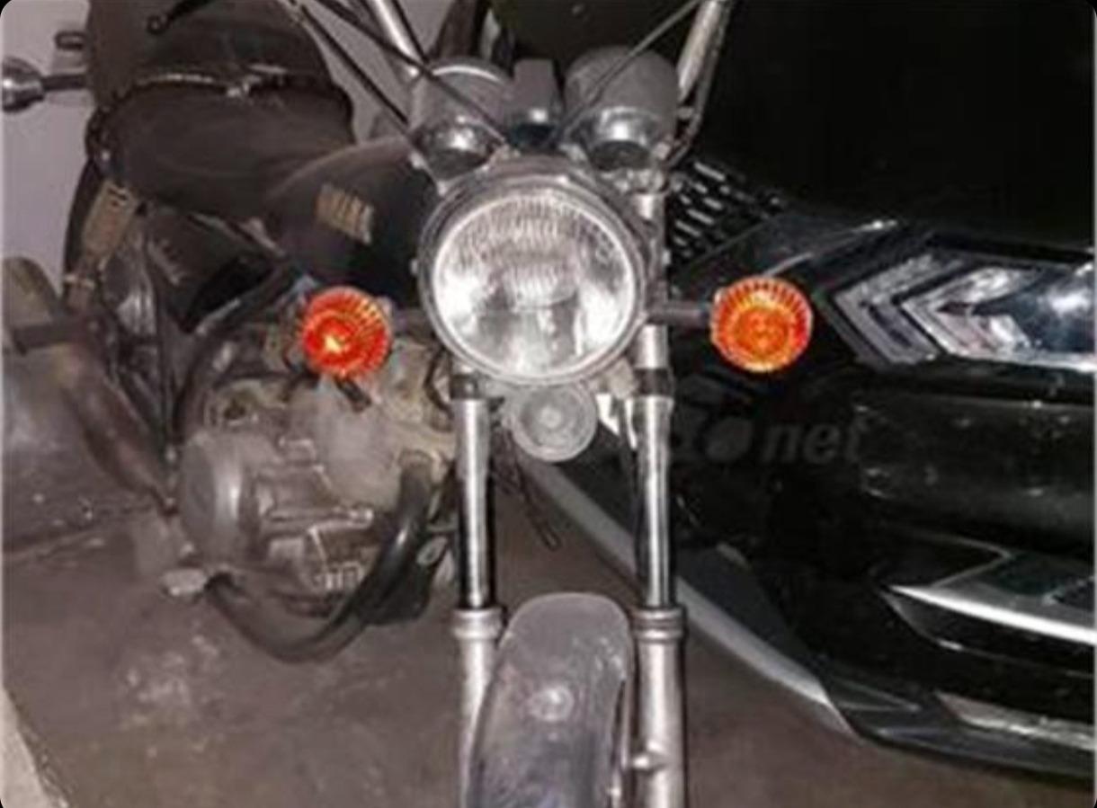 Foto 2 de Yamaha SR 250cc Special. Primer modelo.