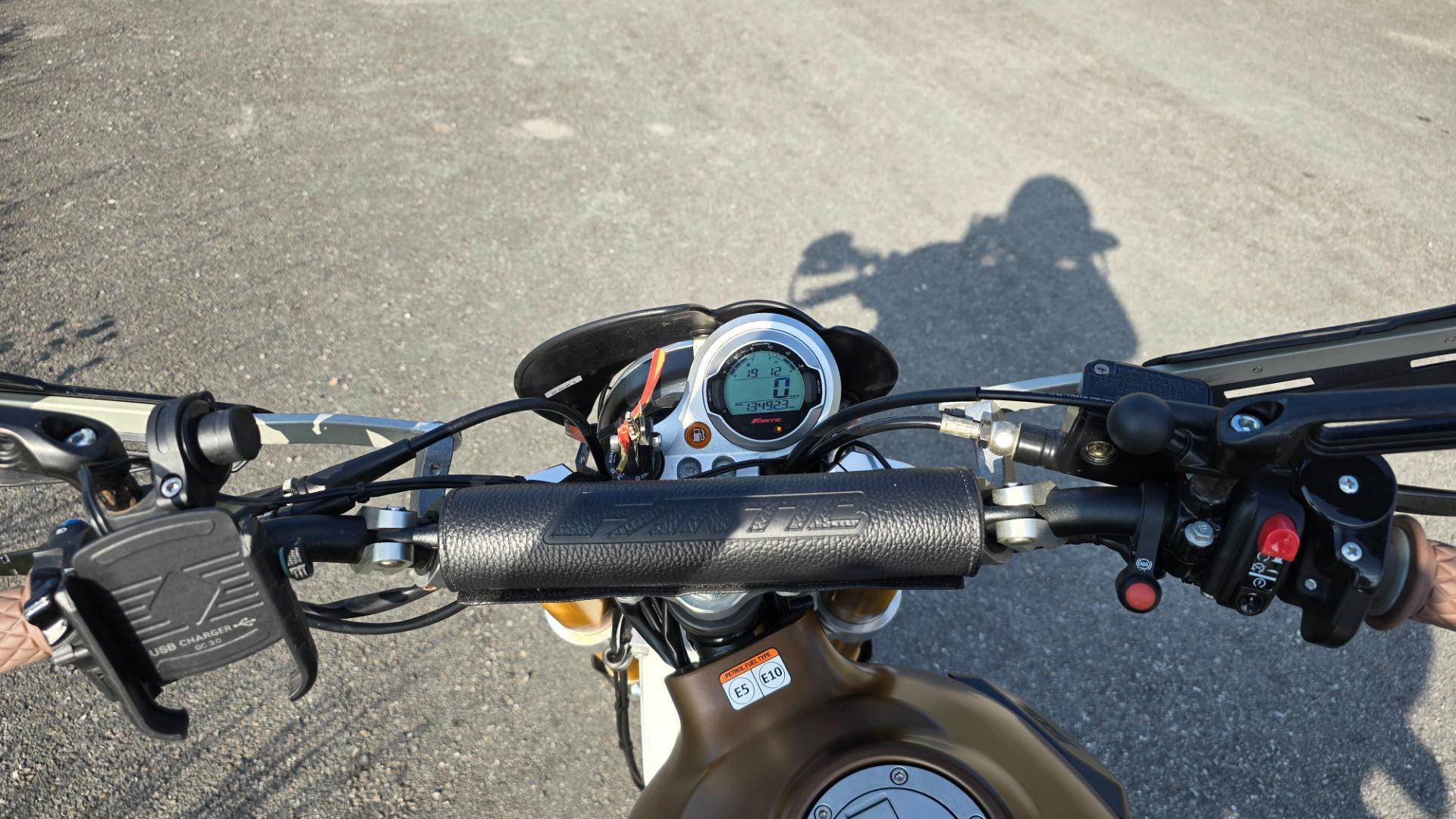 Foto 4 de Moto fantic caballero Explorer 