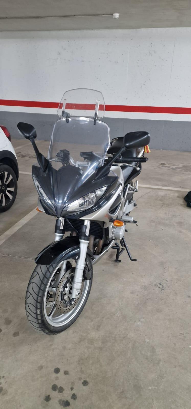 Foto de Moto Yamaha fazer