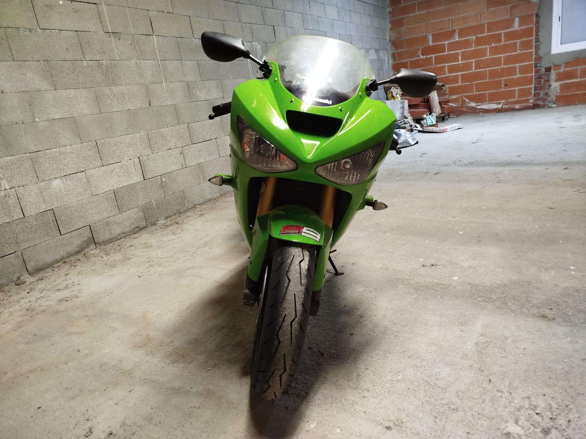 Foto 2 de Kawasaki ZX-6R