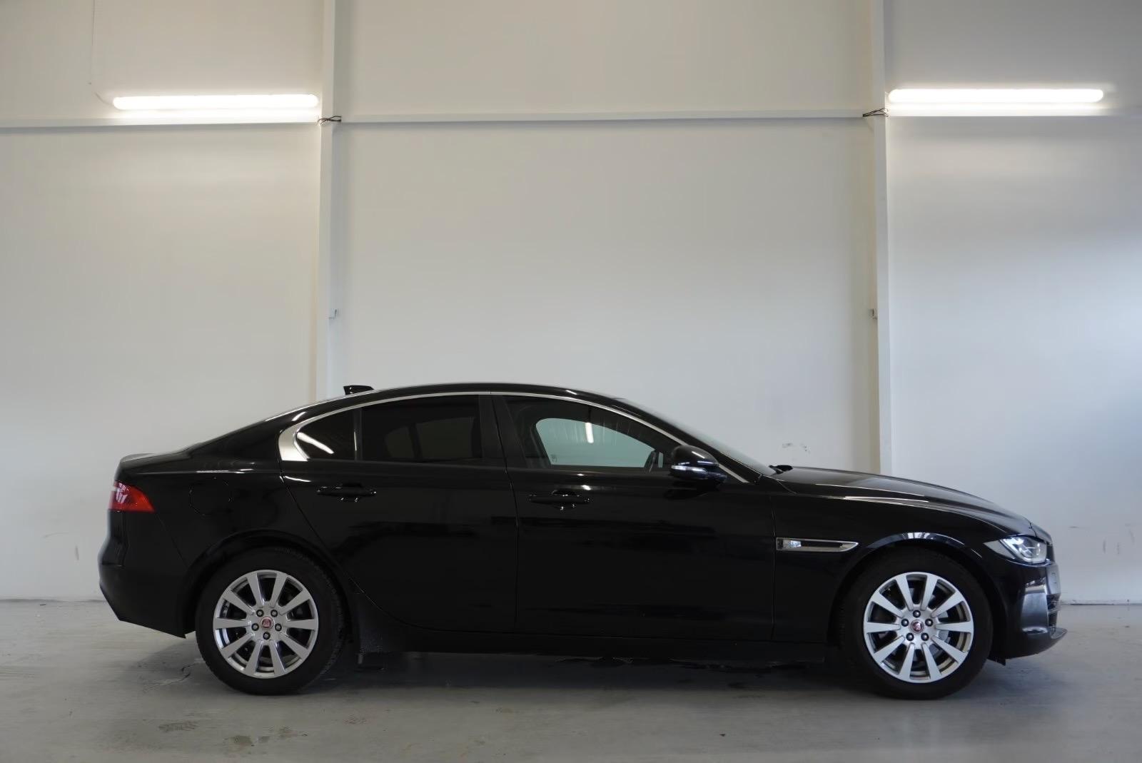 Foto 6 de Jaguar XE 20D 180cv