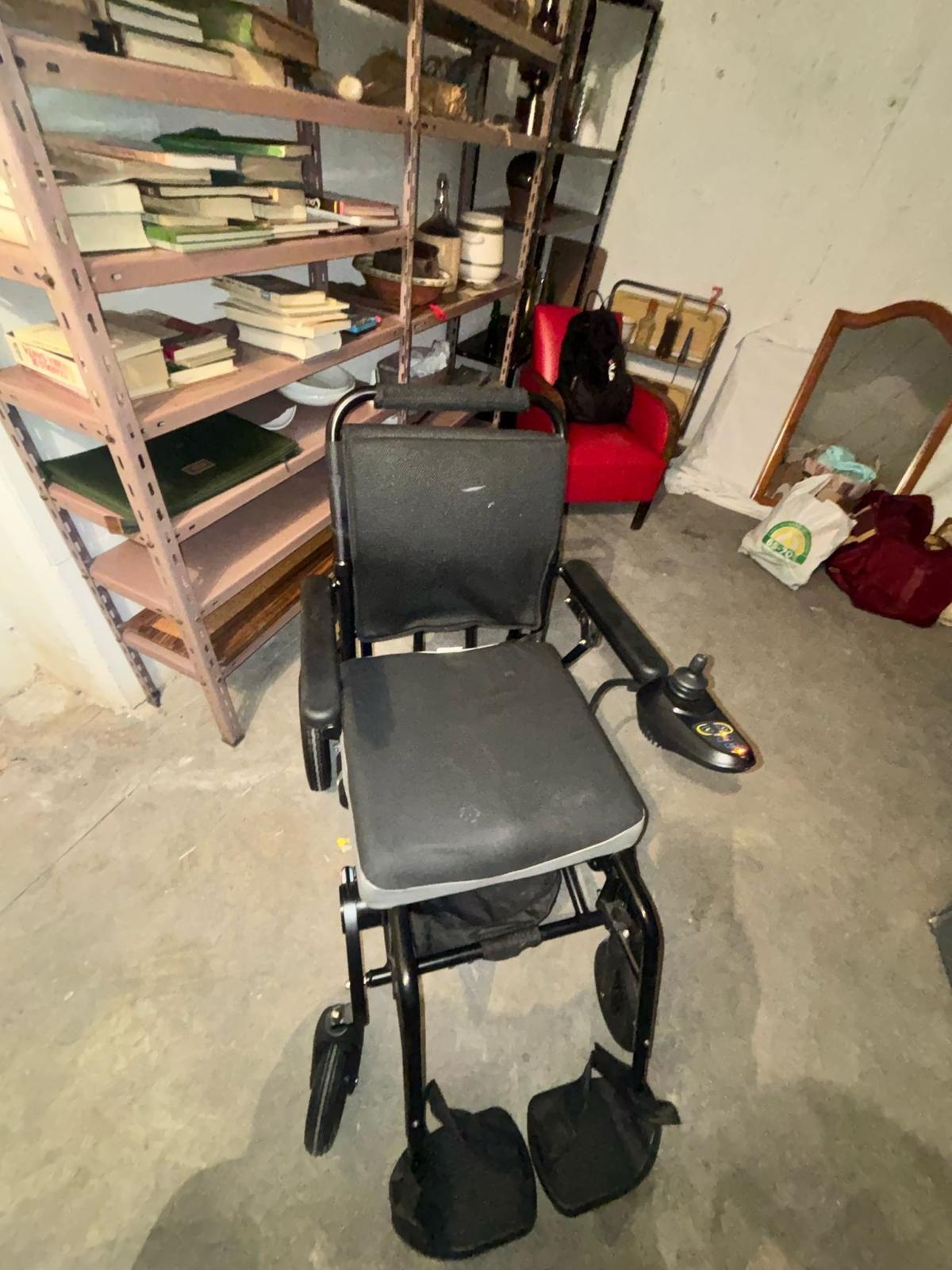 Foto 3 de Silla de Ruedas Eléctrica por coche o moto o furgoneta 