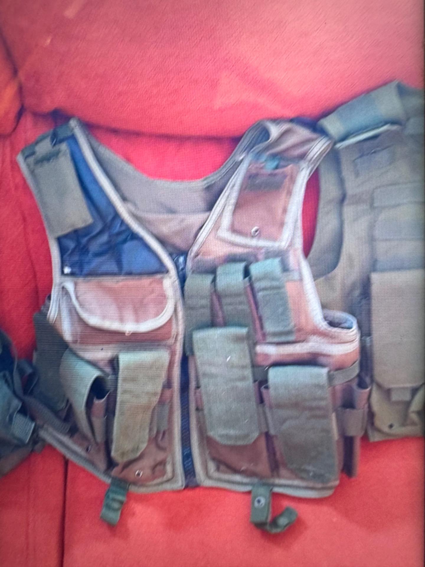 Foto 9 de Material airsorft réplicas chalecos 