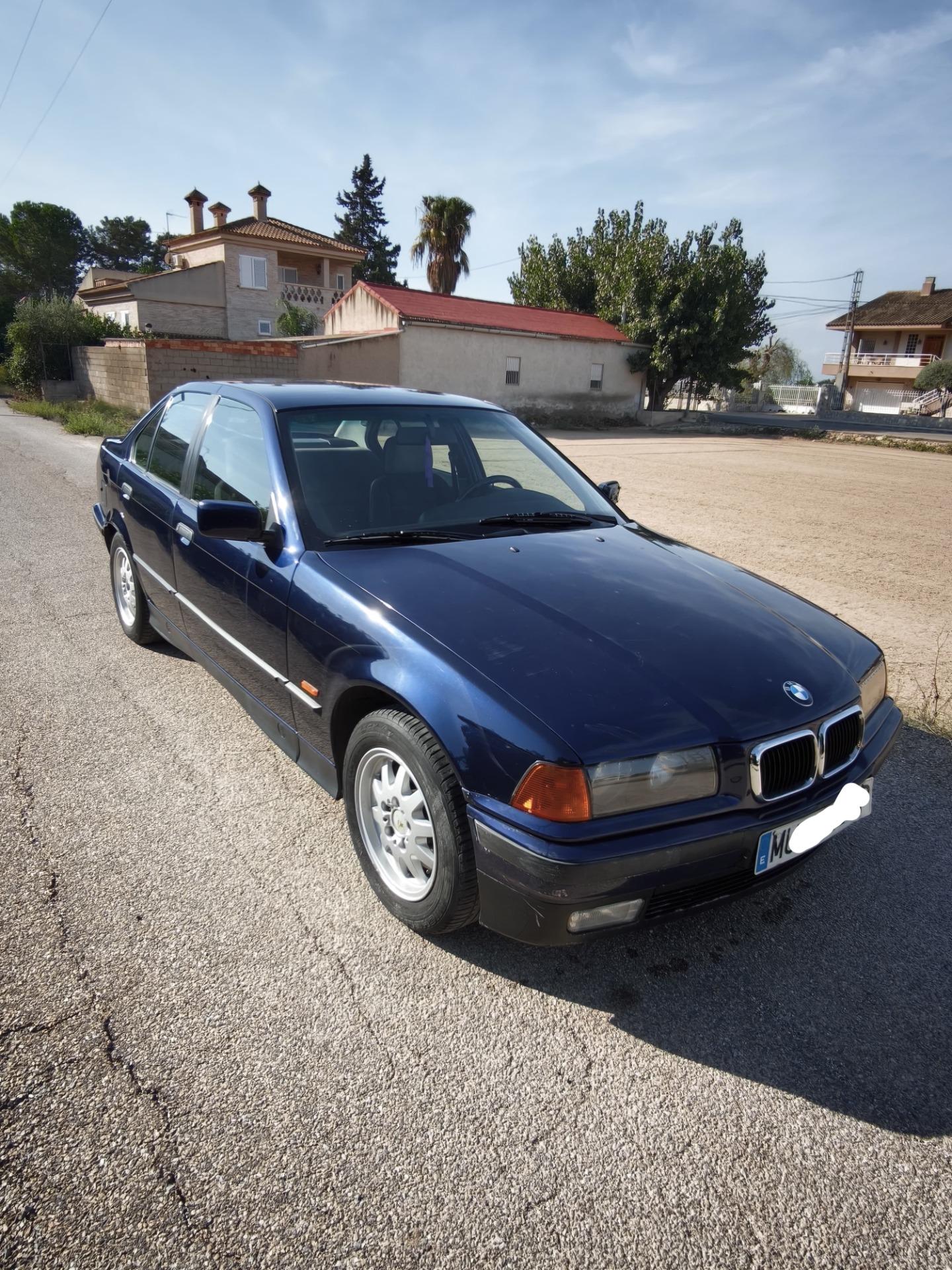 Foto 4 de BMW 316 102cv