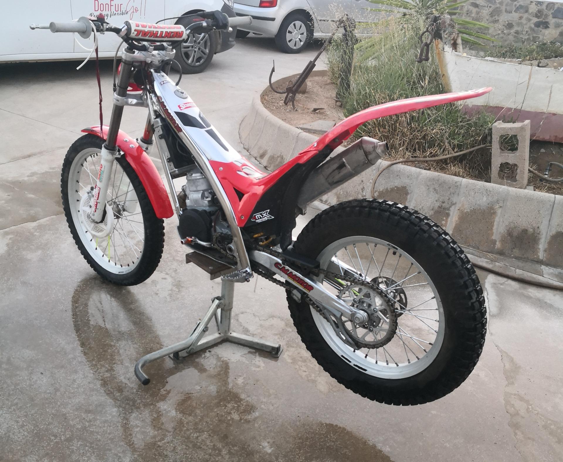 Foto 2 de Moto Gas Gas