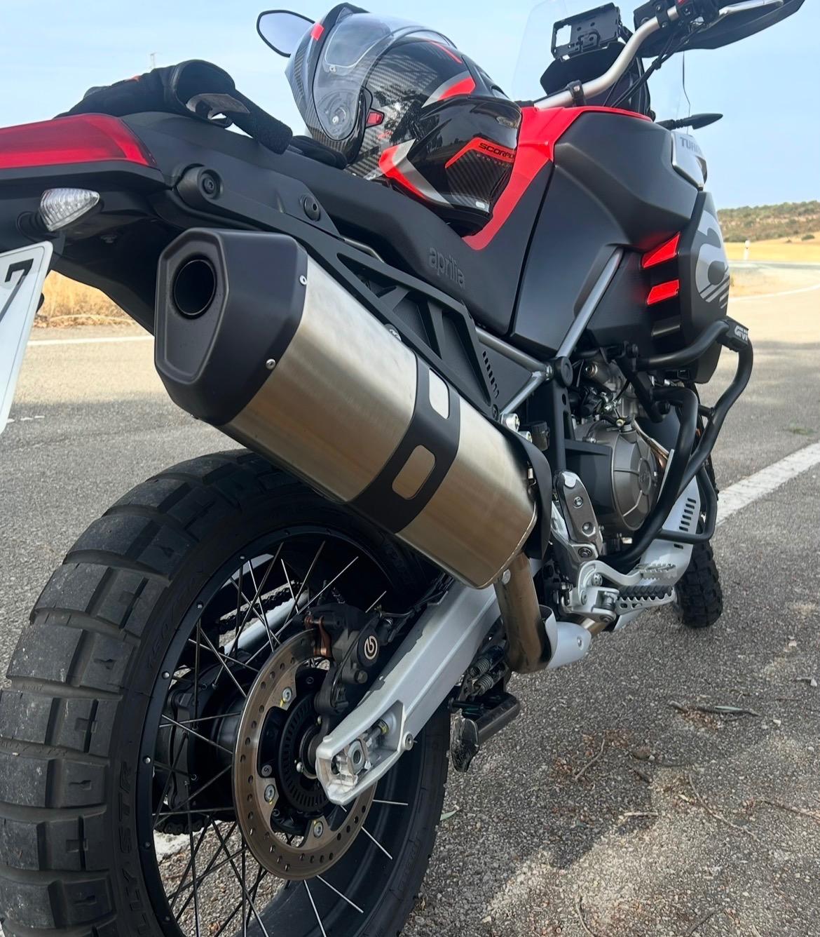 Foto 3 de Aprilia Tuareg 660