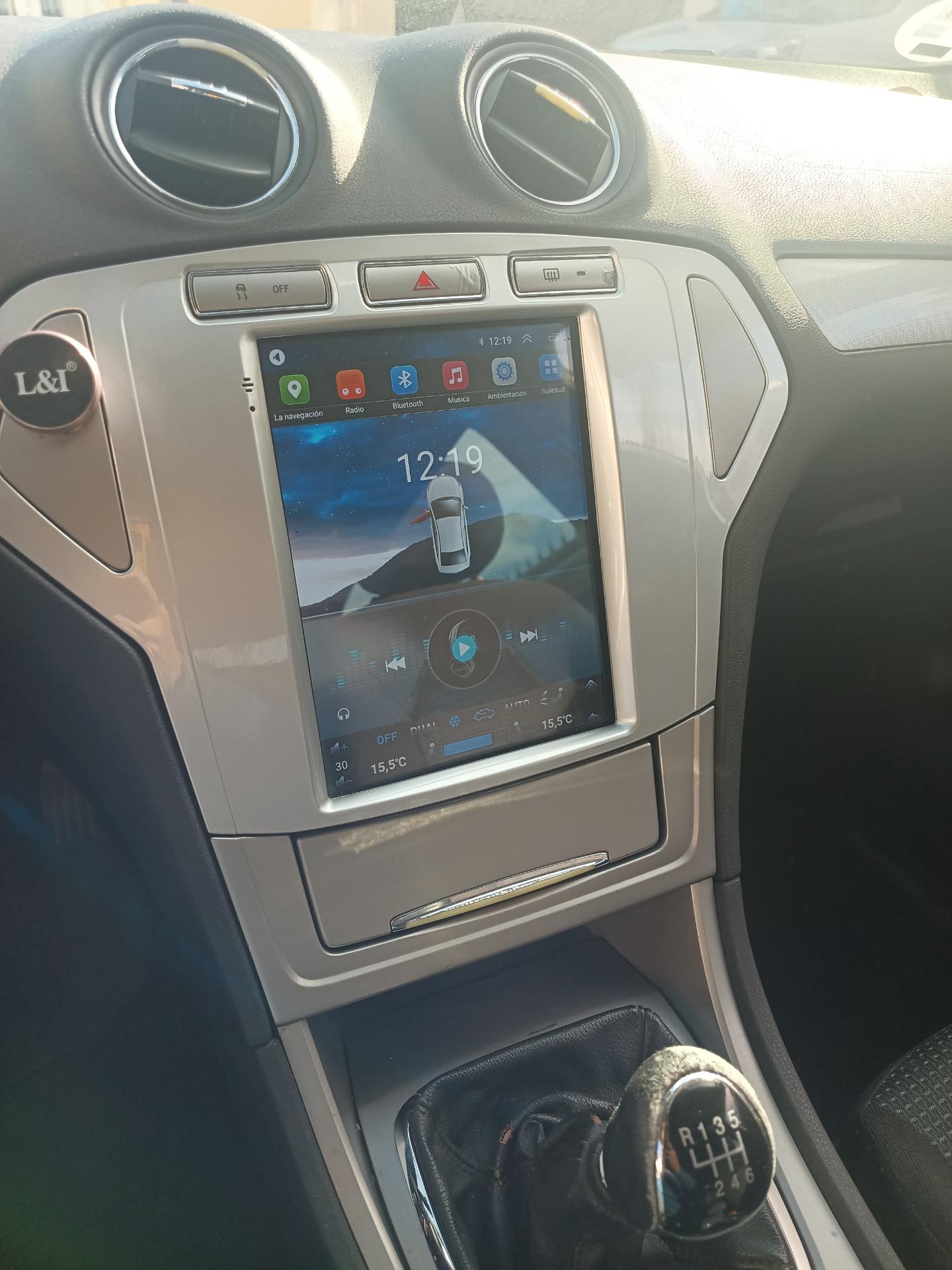 Foto 4 de Ford Mondeo familiar 1800cc 125 CV año 2008 por moto que me interese