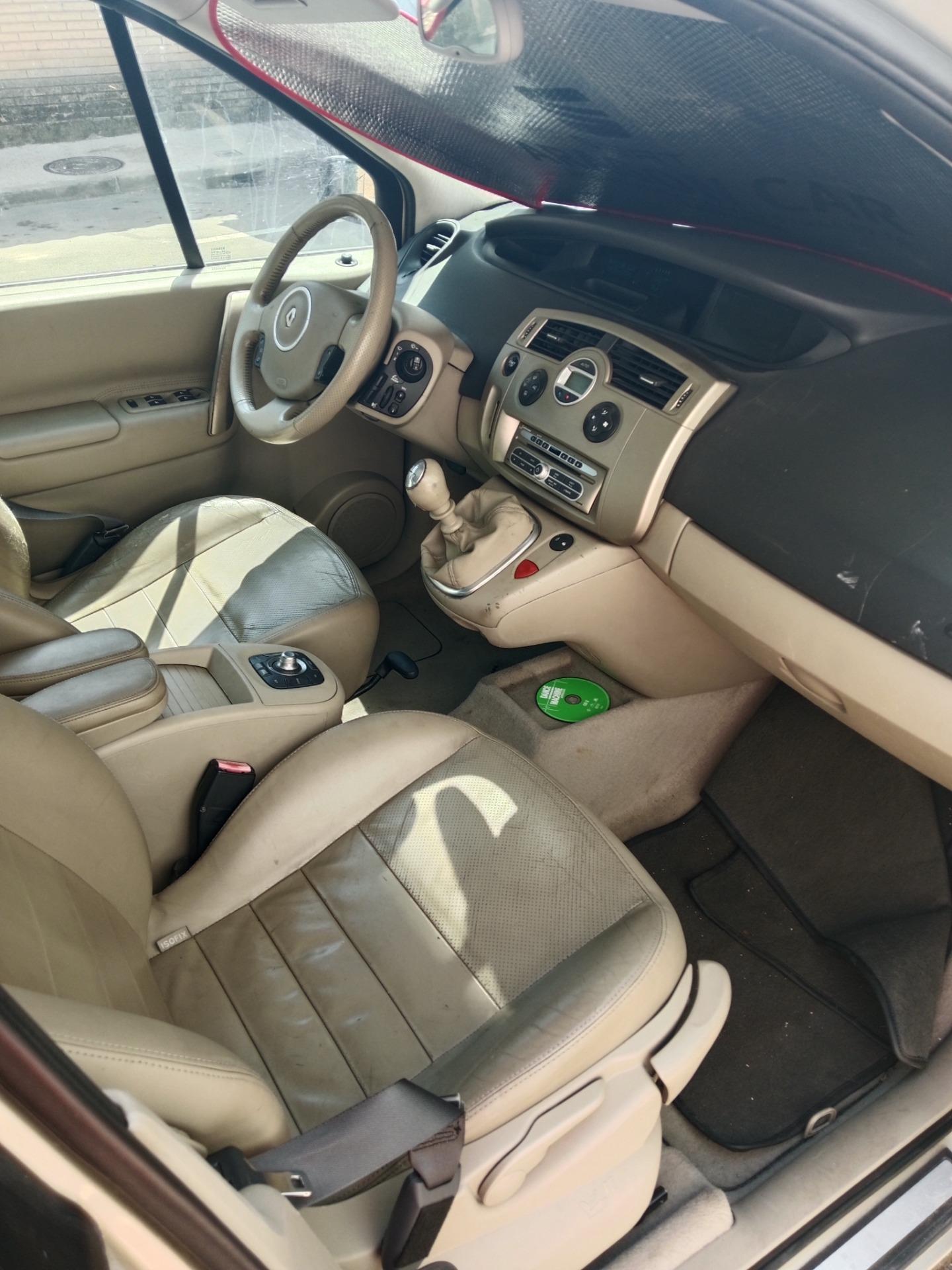 Foto 2 de Furgoneta, camión , coche etc...