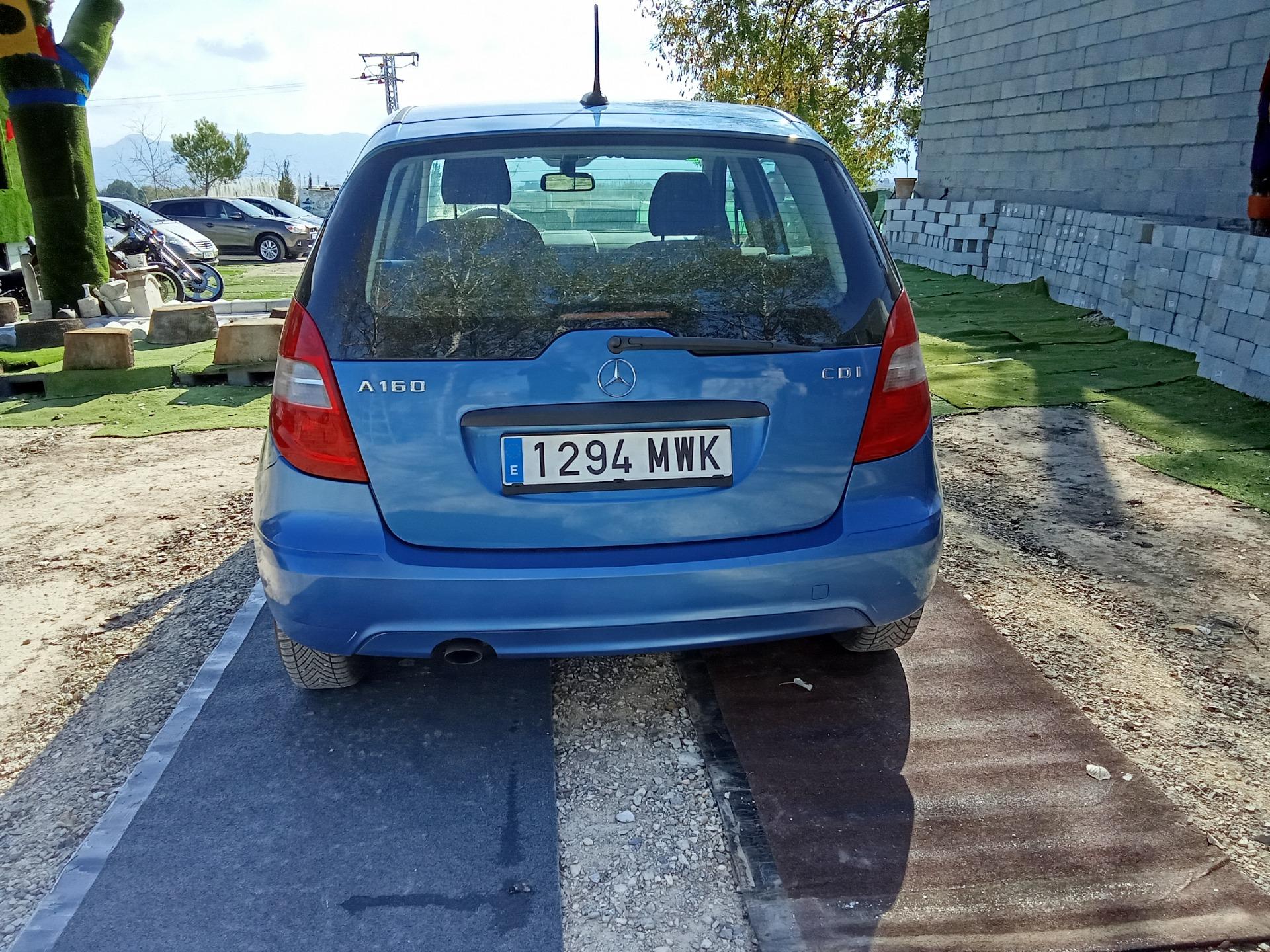 Foto 4 de Mercedes clase A 160 CDI elegante.