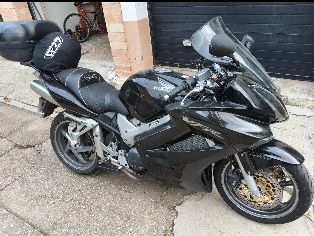 Foto 1 de Honda VFR 800 Vtec 2010