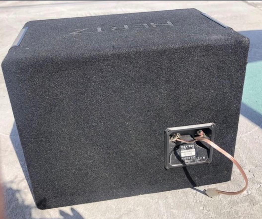 Foto 3 de Subwoffer de sonido para coche