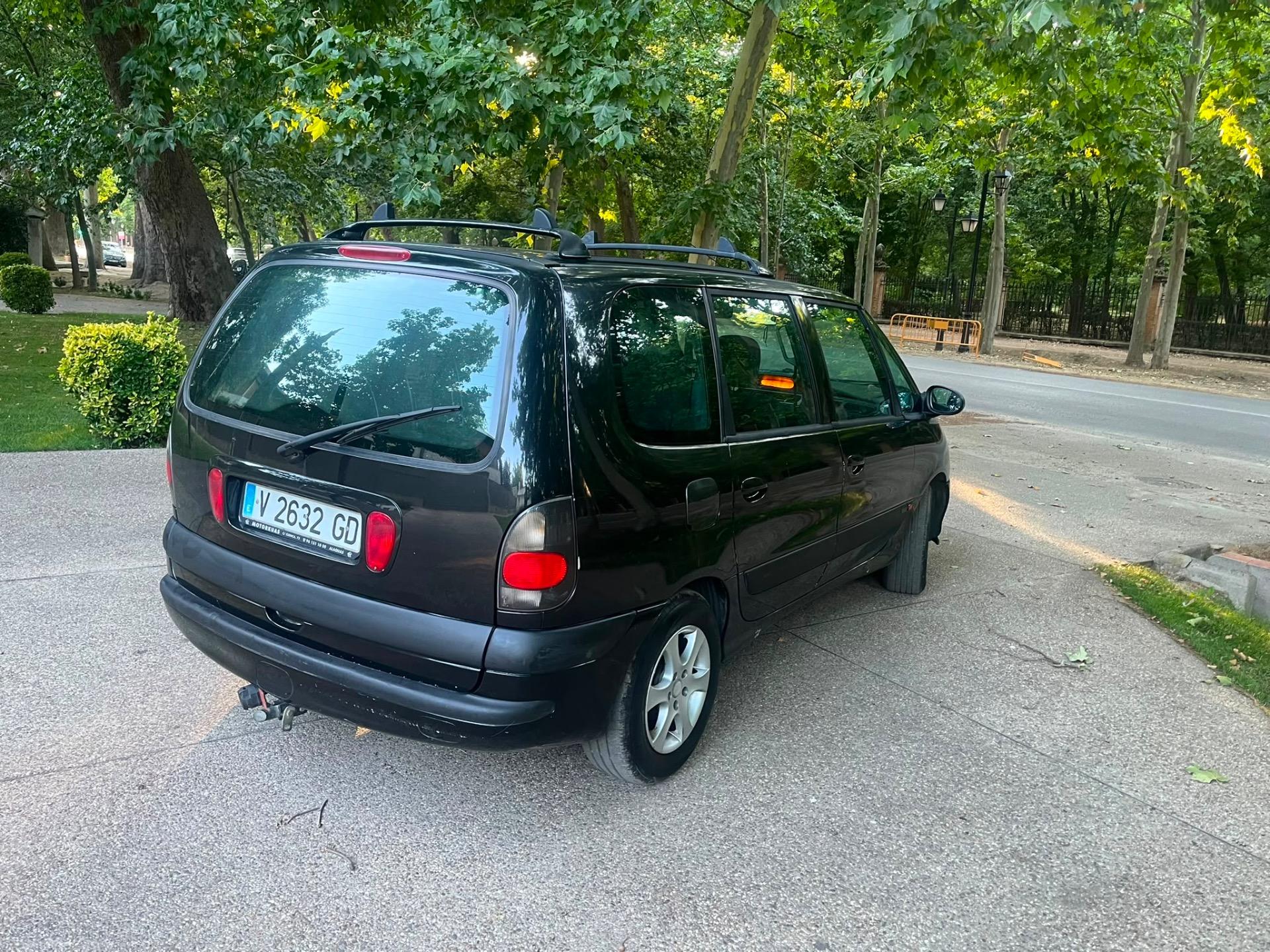 Foto 4 de Escucho cambio por cualquier cosa de mi interés 