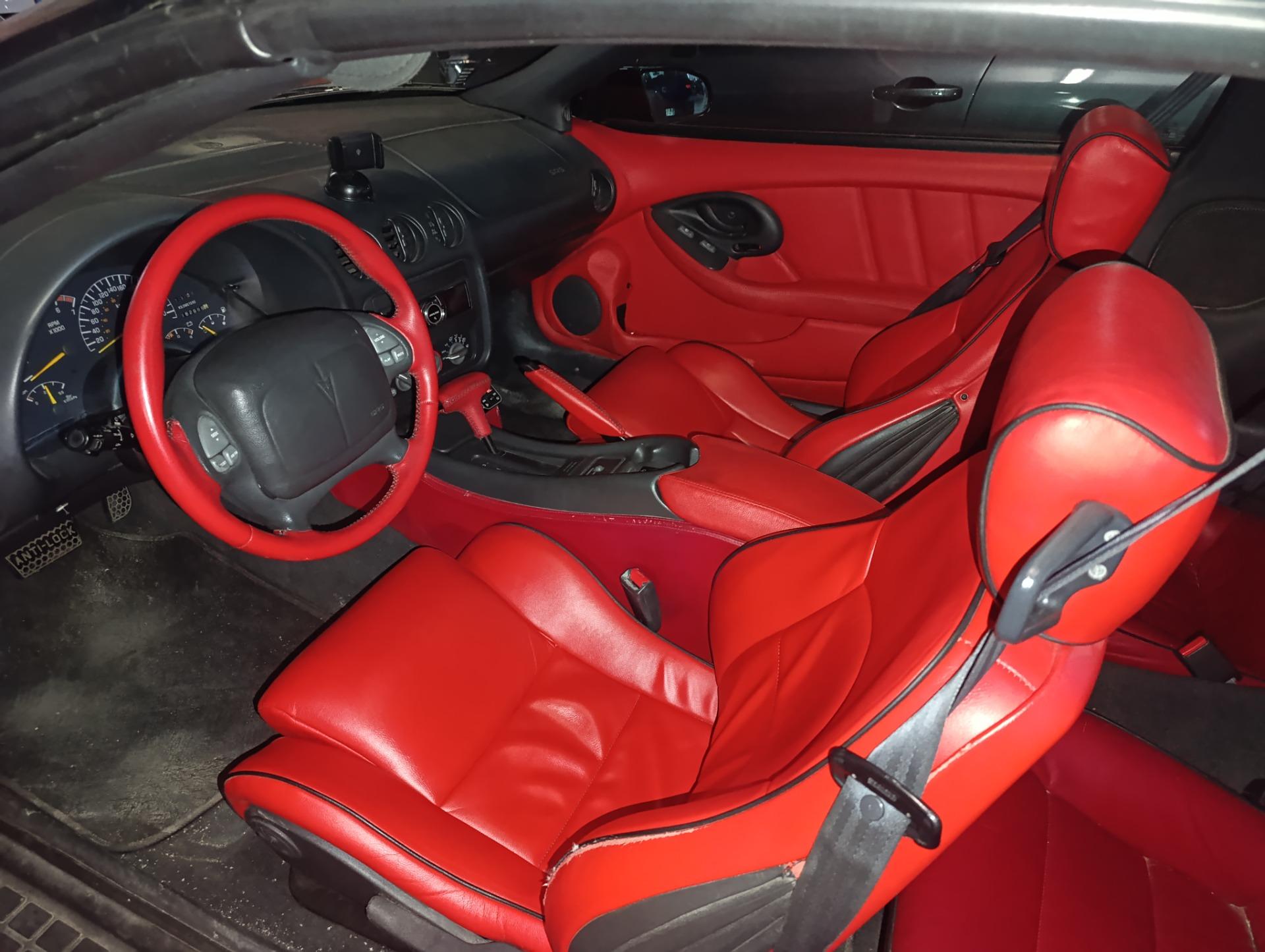 Foto 2 de Auténtico Pontiac firebird tramsan 