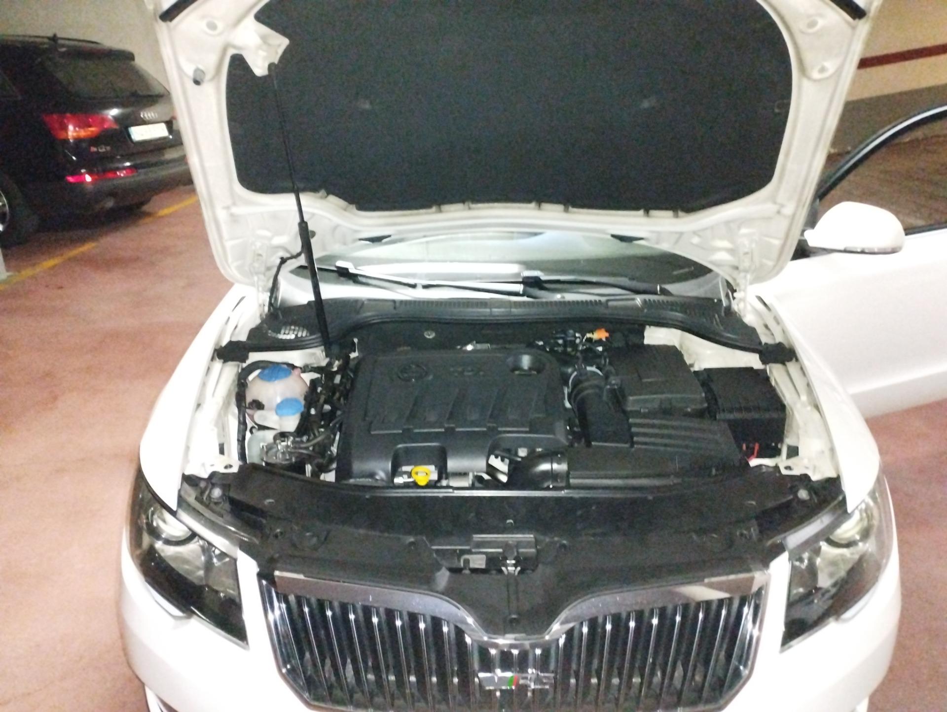 Foto 4 de Cambio Skoda SUPERB COMBI 