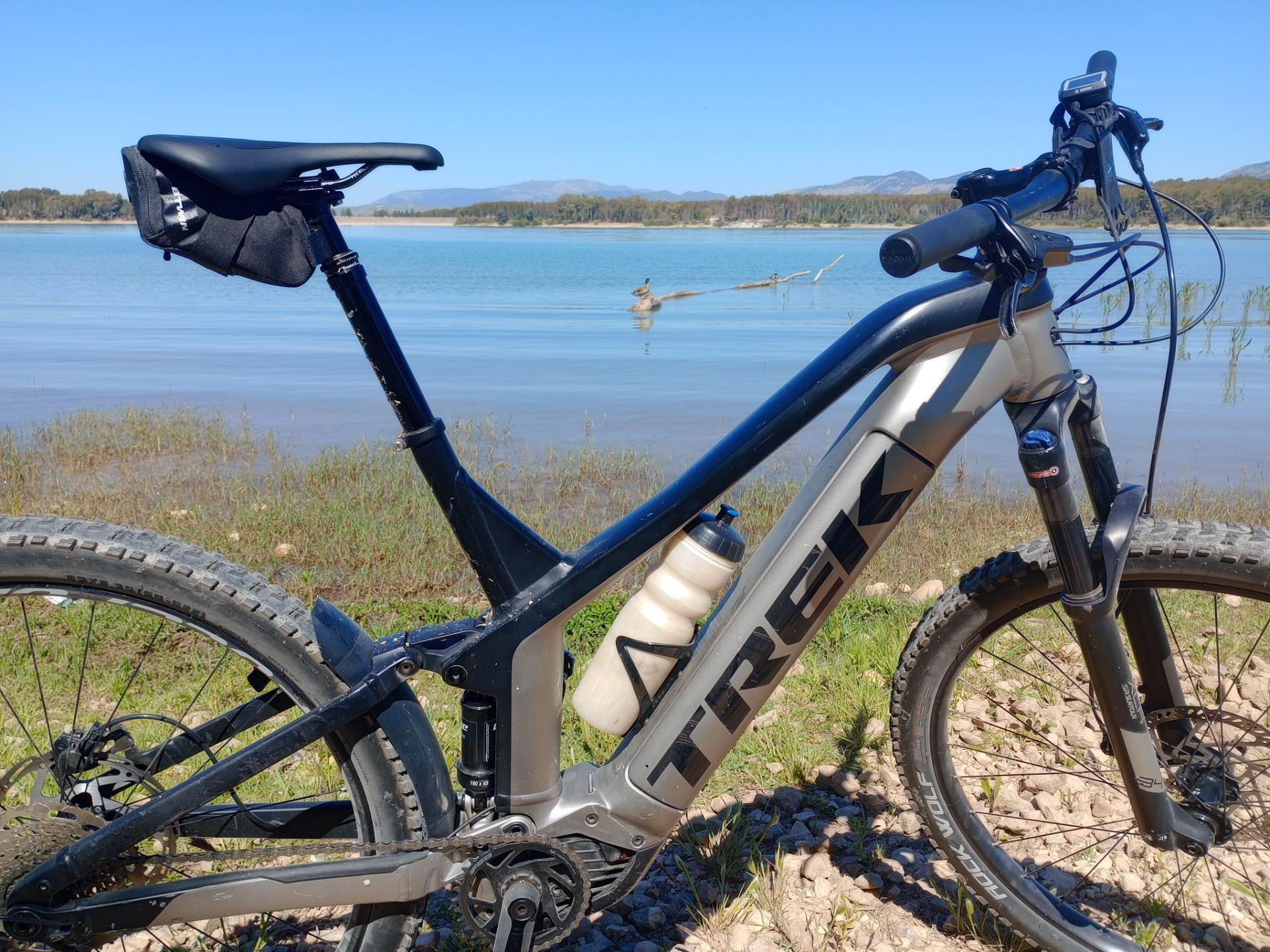 Foto 2 de EBIKE TREX POWERFLY GEN.4 TALLA L DOBLE SUSPENSION PEDALES MIXTOS TIJA TELESCOPICA