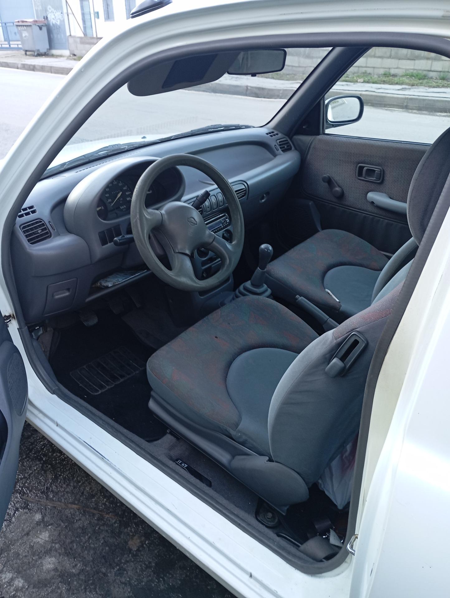 Foto 6 de Nissan micra mk11 de 1992