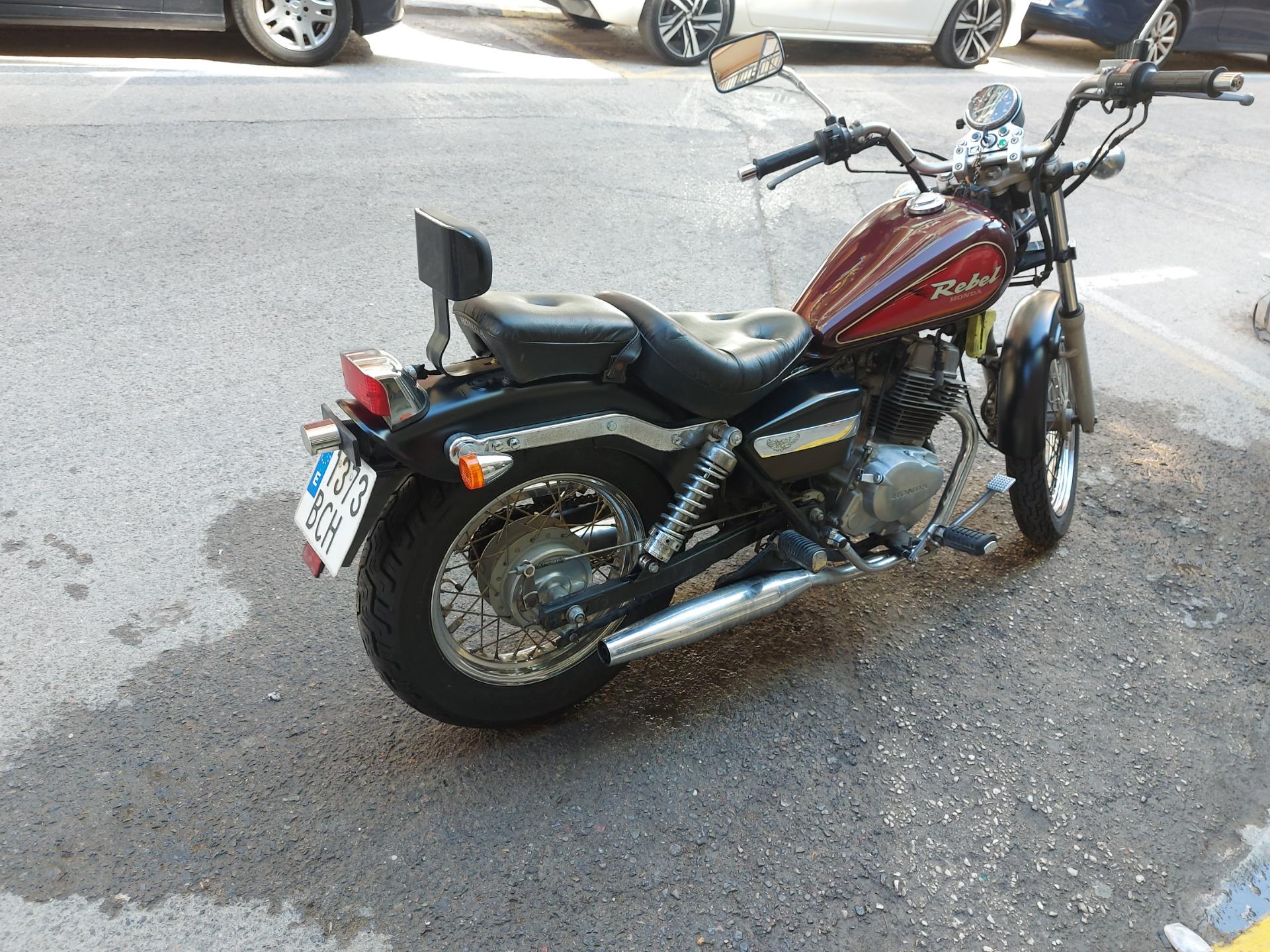 Foto 5 de Moto honda rebel 250