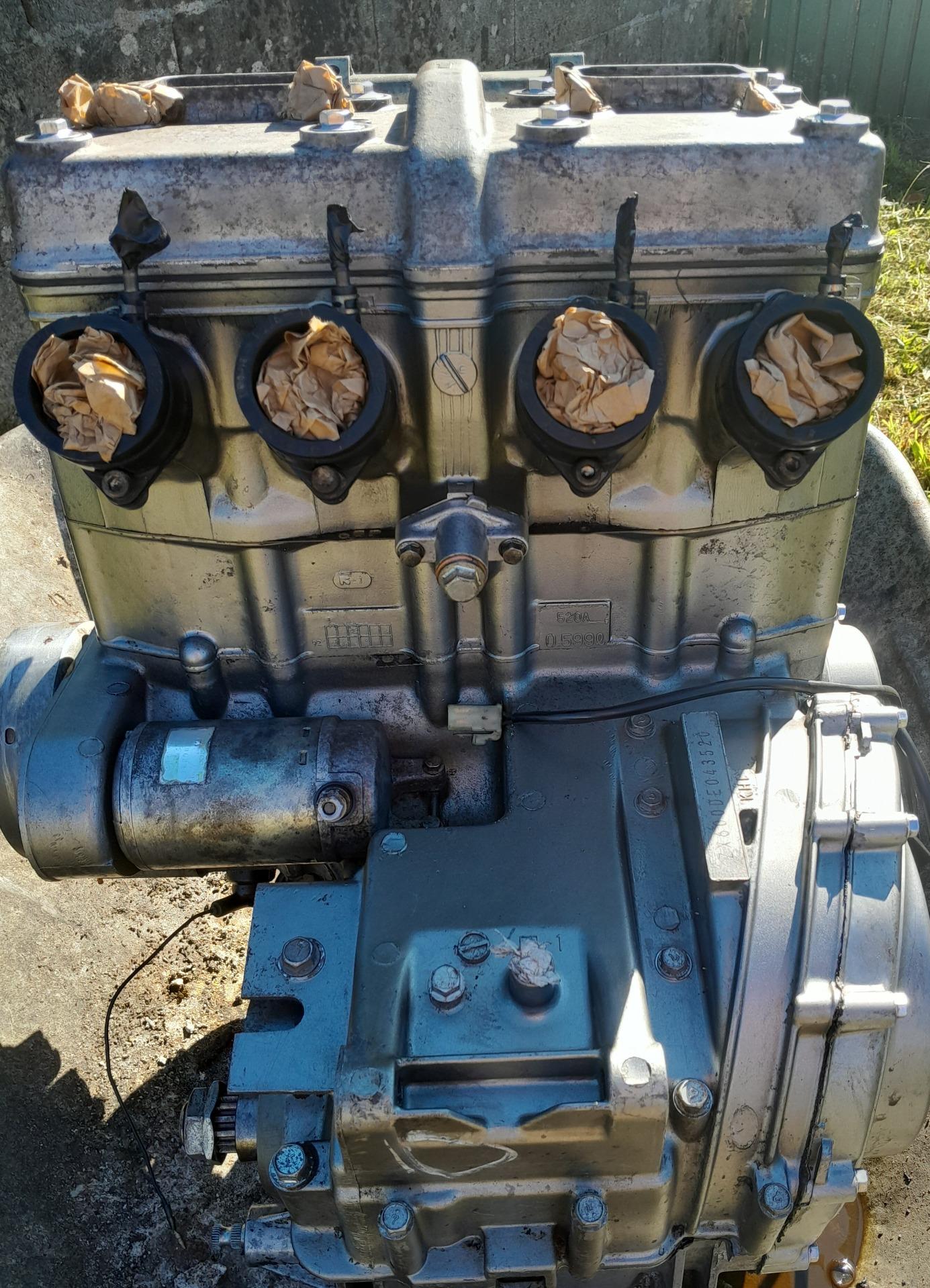 Foto de Cambio motor zzr 600 1991. Cambio por algo escucho cambios