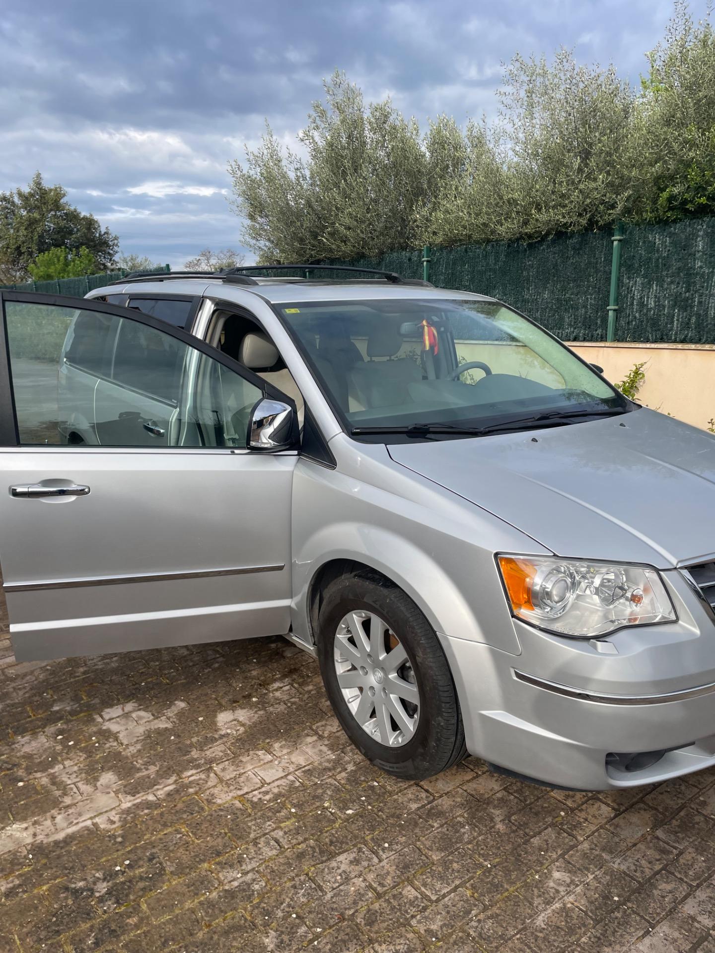 Foto 6 de Chrysler gran Voyager 2008