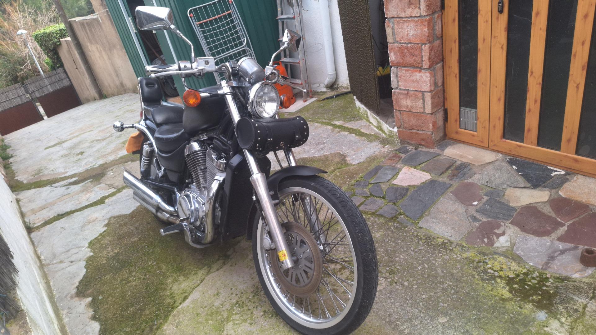 Foto 6 de Moto Suzuki Intruder 800 