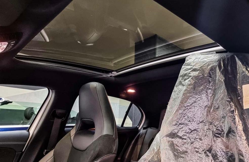 Foto 4 de Mercedes A200 line AMG (automático,techo solar)