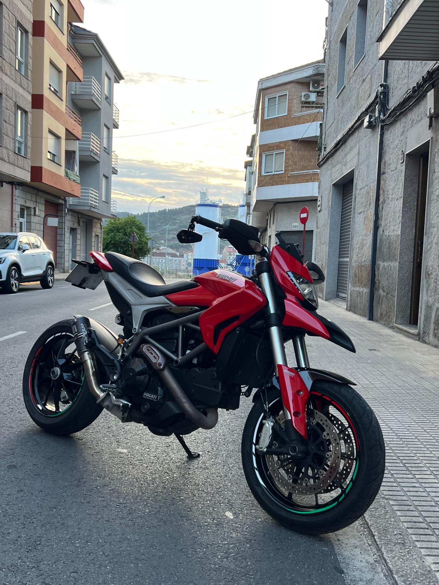 Foto 1 de Ducati hypermotard 