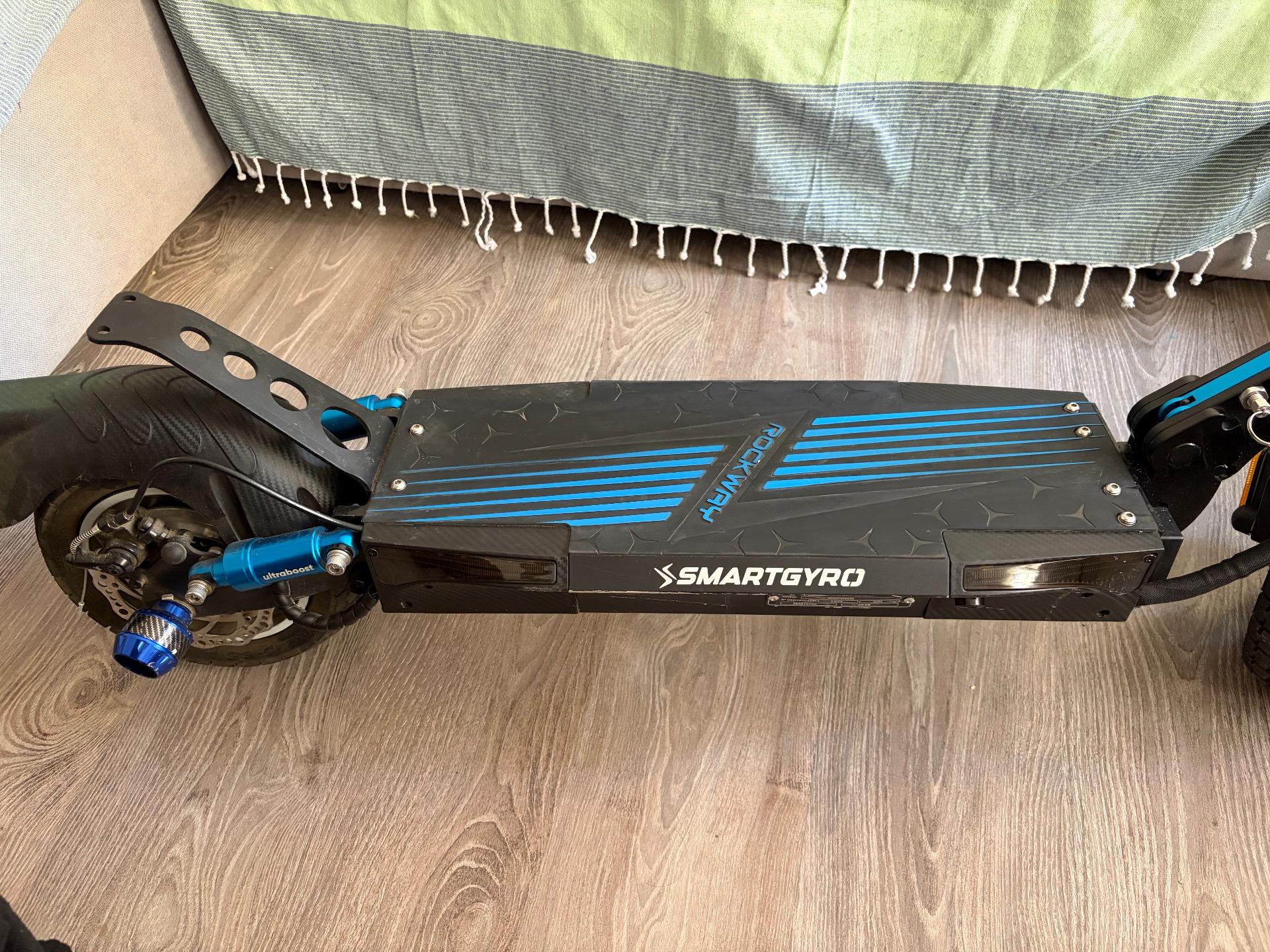 Foto 7 de Patinete Smartgyro con luces 