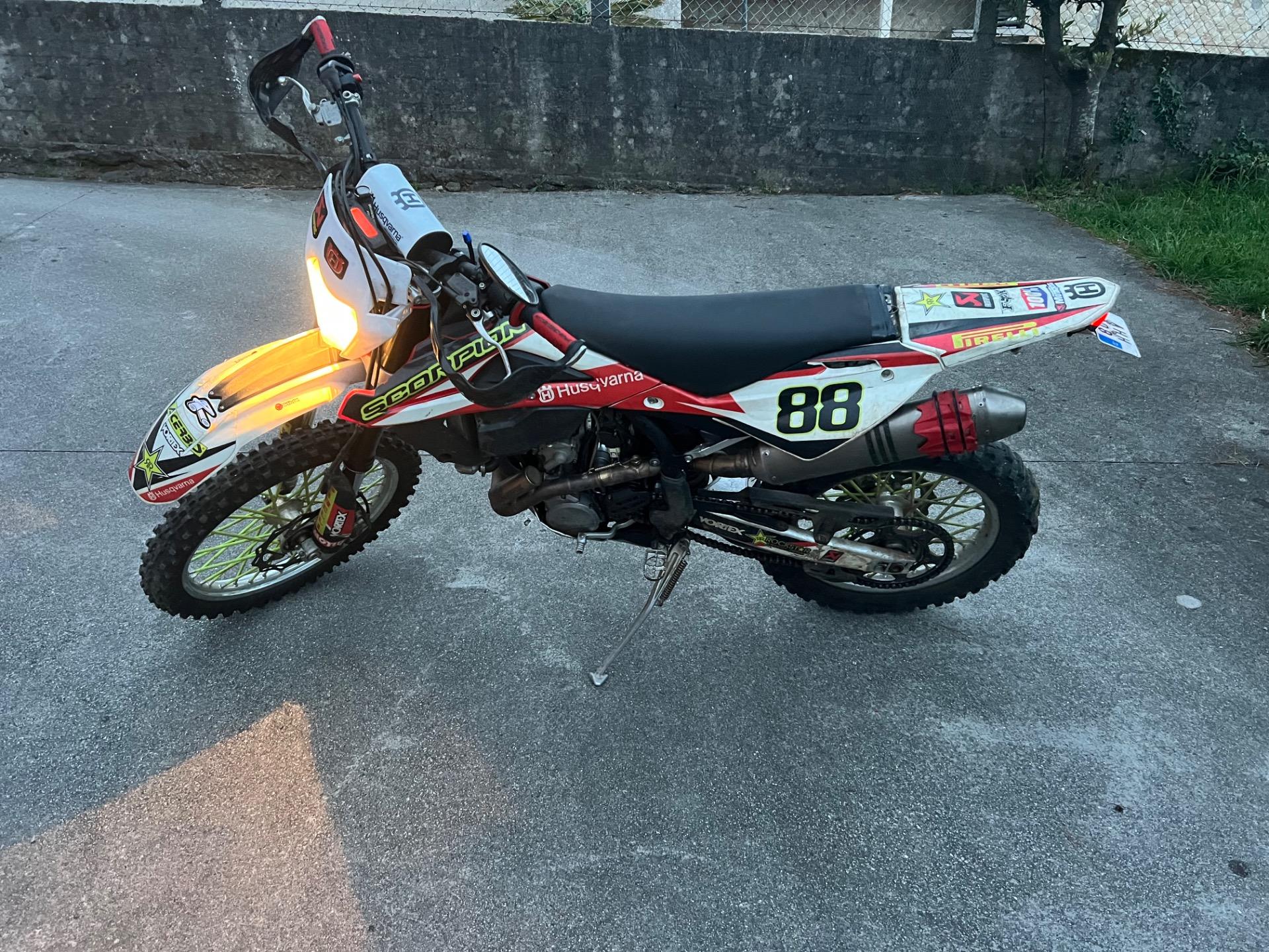 Foto 3 de Husqvarna te 250