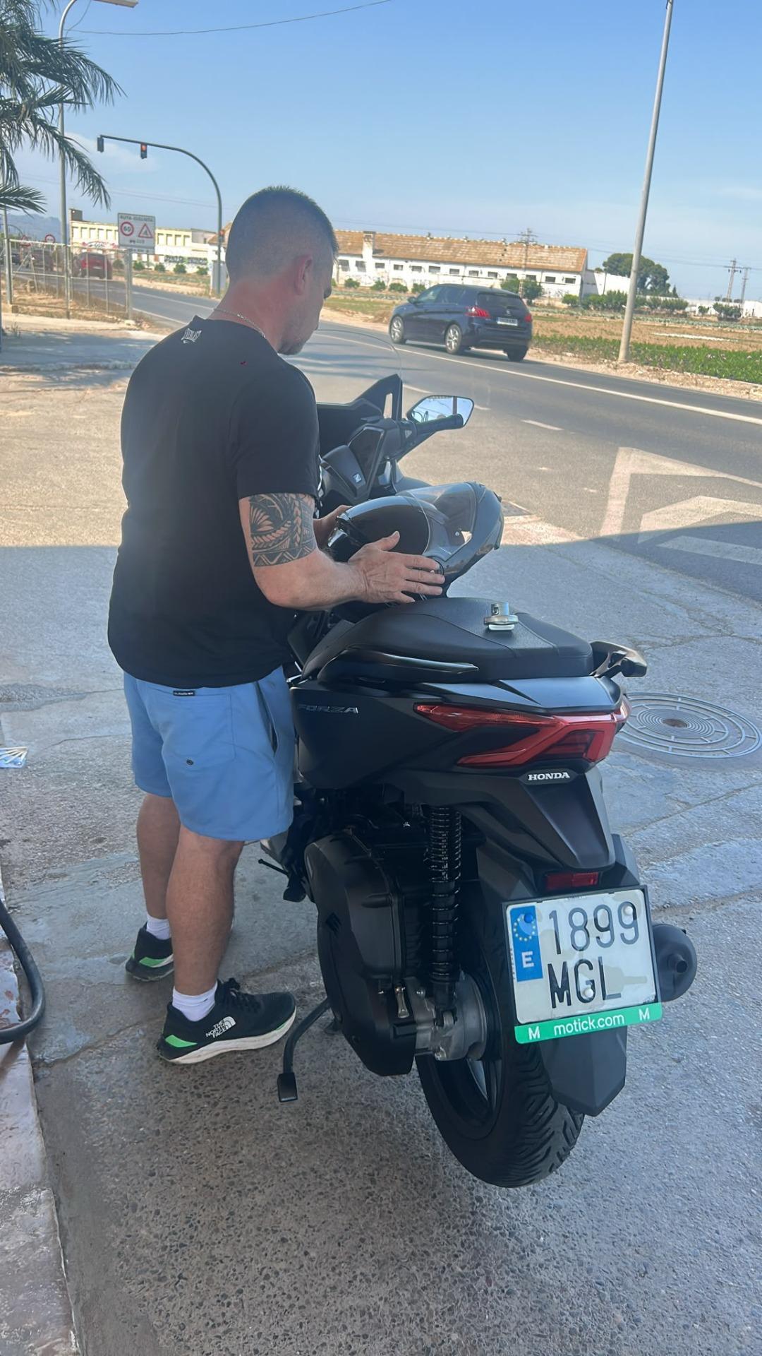 Foto 2 de Honda forza 125