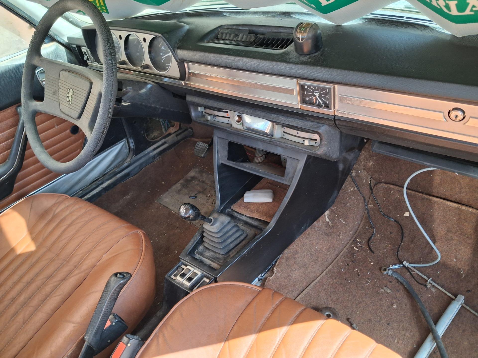 Foto 2 de Peugeot 504 Ti 