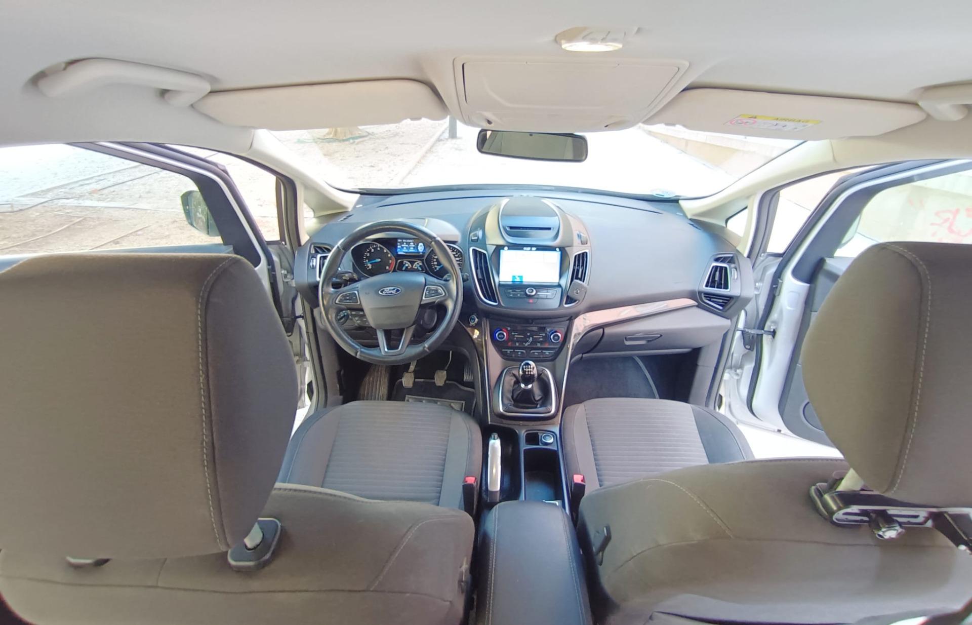 Foto 7 de Cambio FORD C-Max 1.0 Ecoboost Auto-S&S Titanium 125CV del 2018 por coche diesesl de más cilindrada