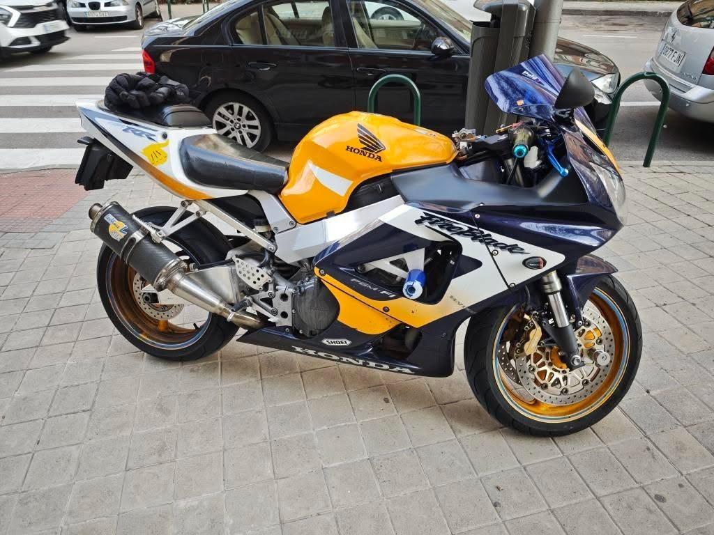 Foto 1 de Honda CBR 929 SC44