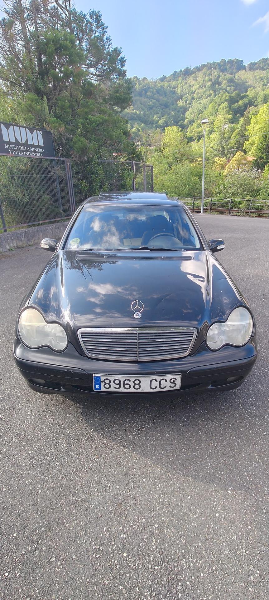 Foto 4 de Mercedes c180